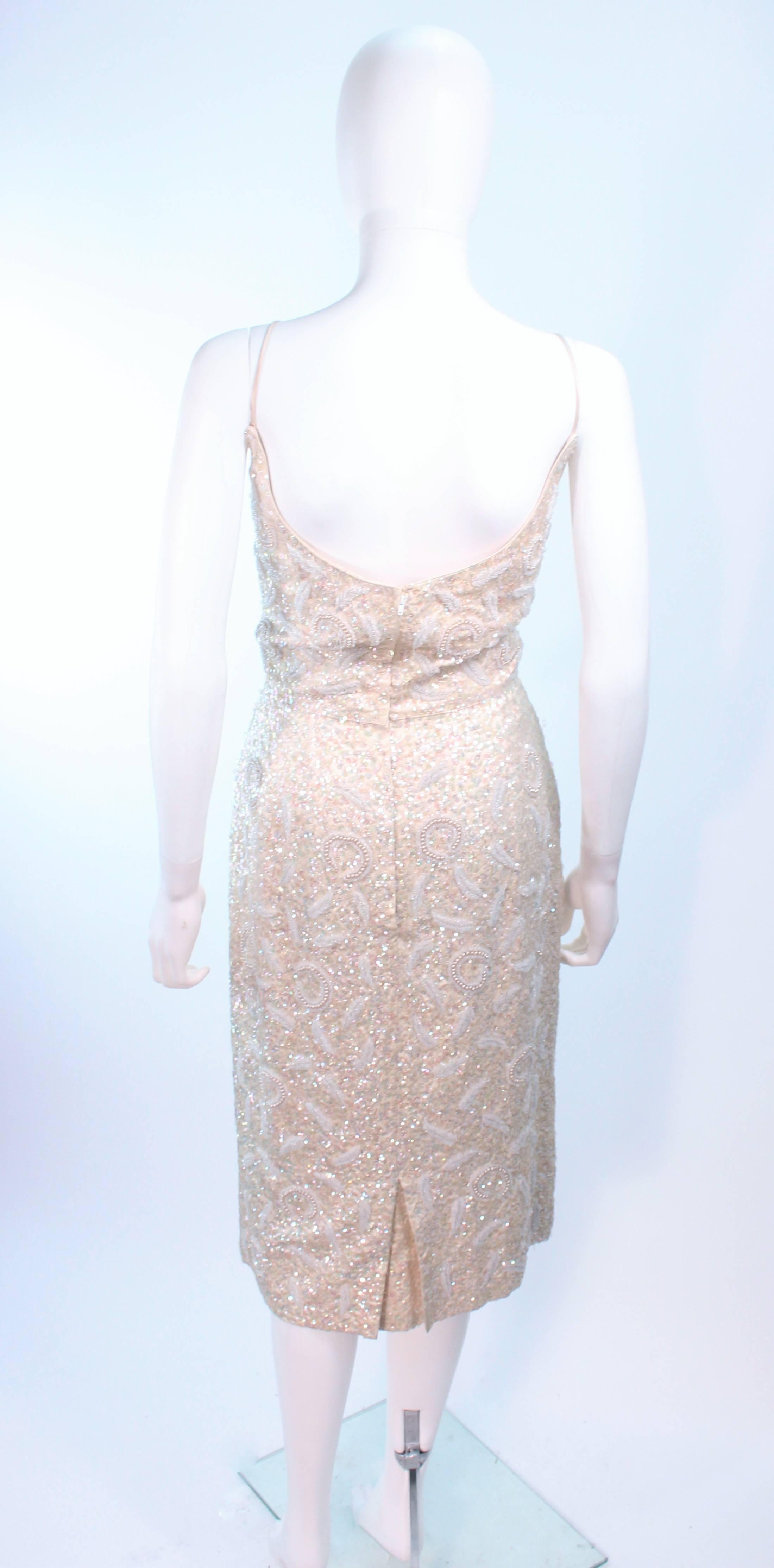 SWEE LO HAUTE COUTURE INTERNATIONAL Ivory Iridescent Cocktail Dress Size 8 10 For Sale 2