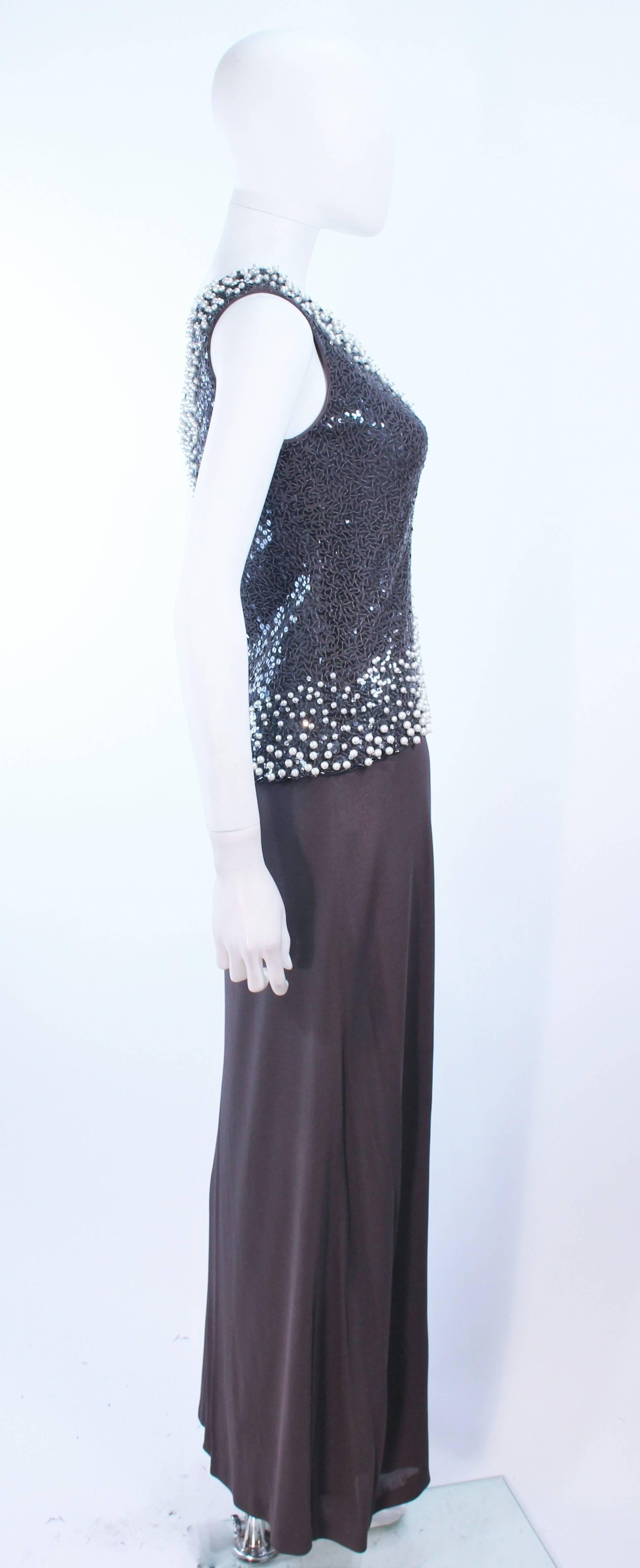 GIORGIO Beverly Hills Grey Sequin and Beaded Asymmetrical Design Size 8 For Sale 2