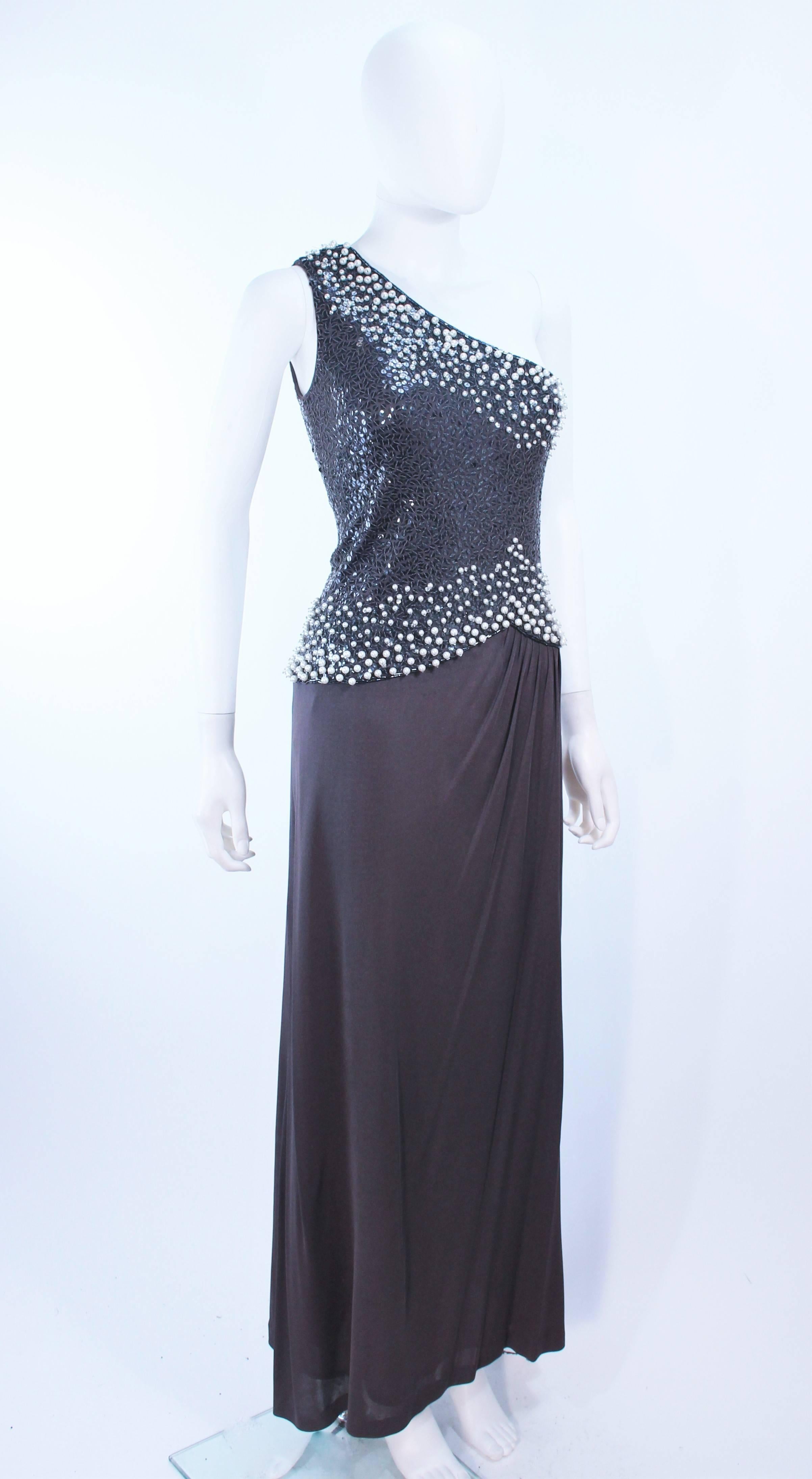 GIORGIO Beverly Hills Grey Sequin and Beaded Asymmetrical Design Size 8 In Excellent Condition For Sale In Los Angeles, CA