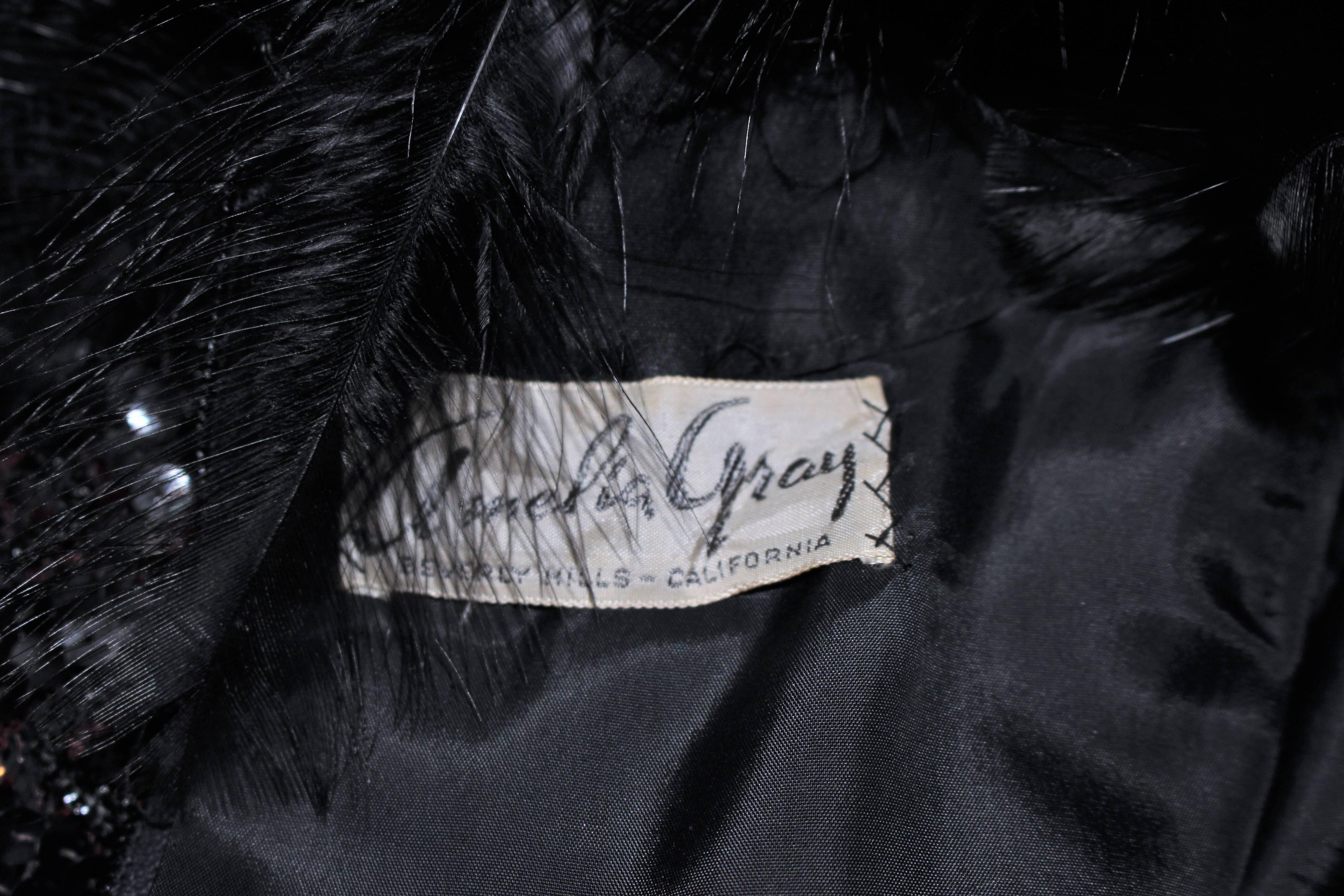 AMELIA GRAY Robe à paillettes noire avec bordure en plumes Taille 2 4 en vente 5