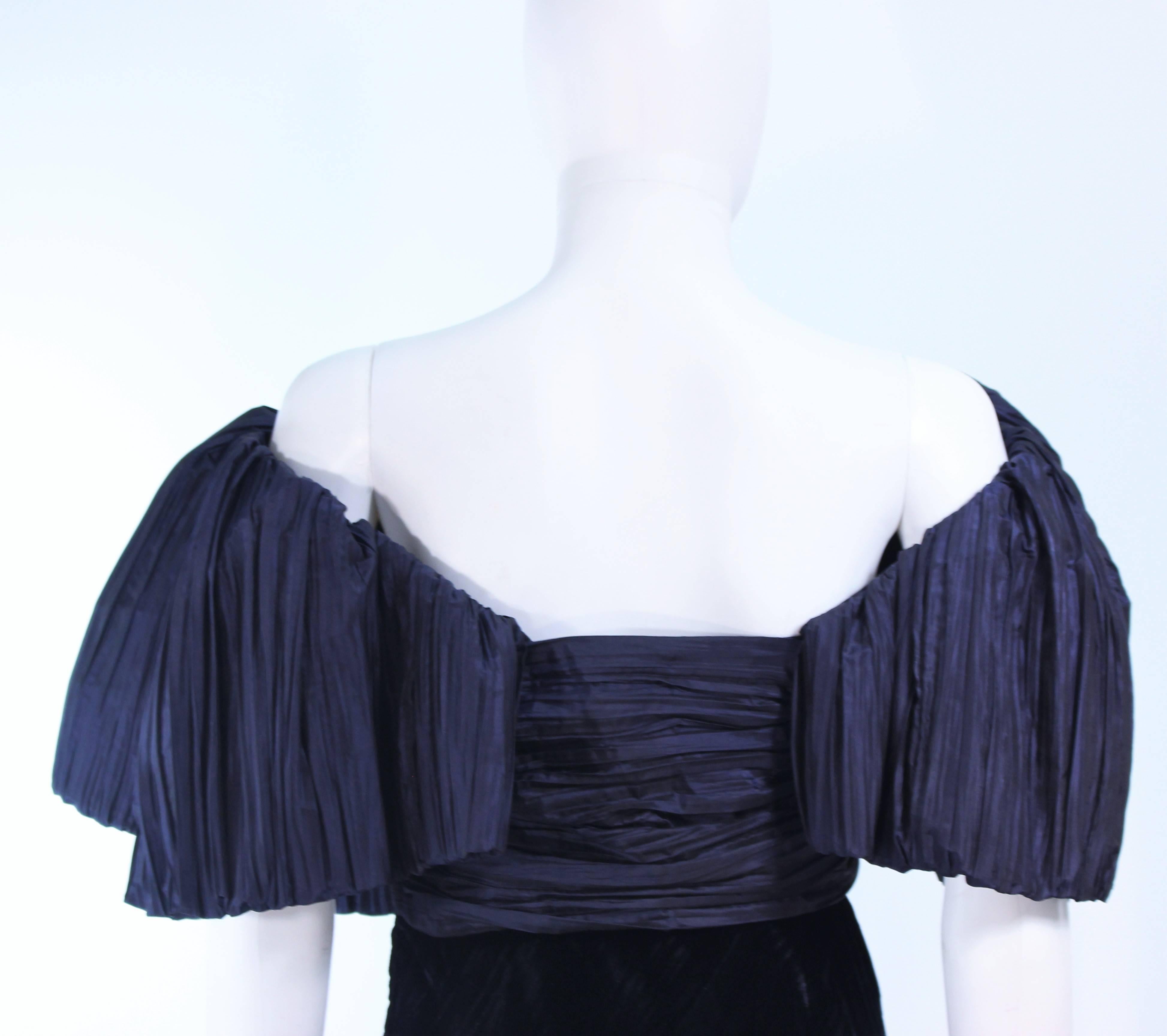 JACQUELINE DE RIBES Gown Navy Bias Velvet and Pleated Bodice Size 6 8 3
