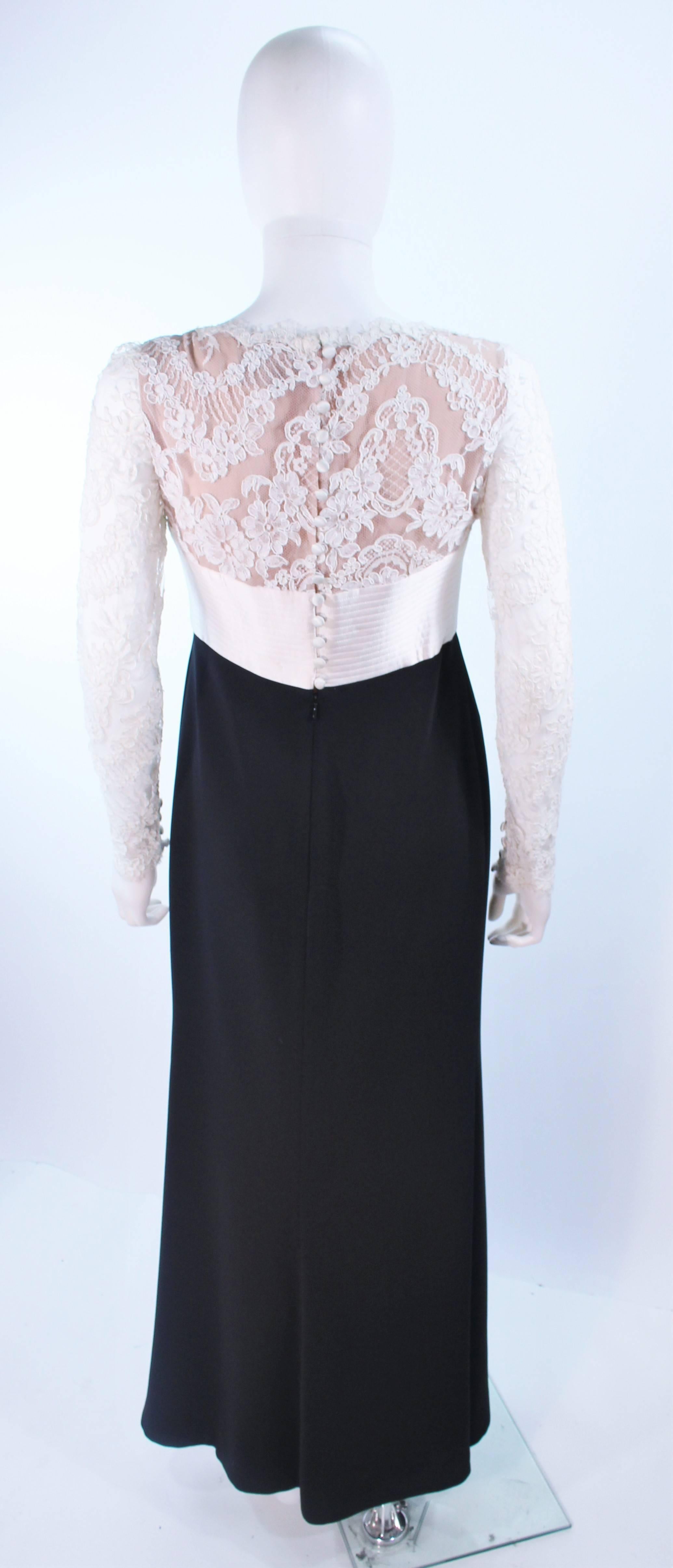 BADGLEY MISCHKA Black and White Lace Gown Size 8 10 For Sale 3