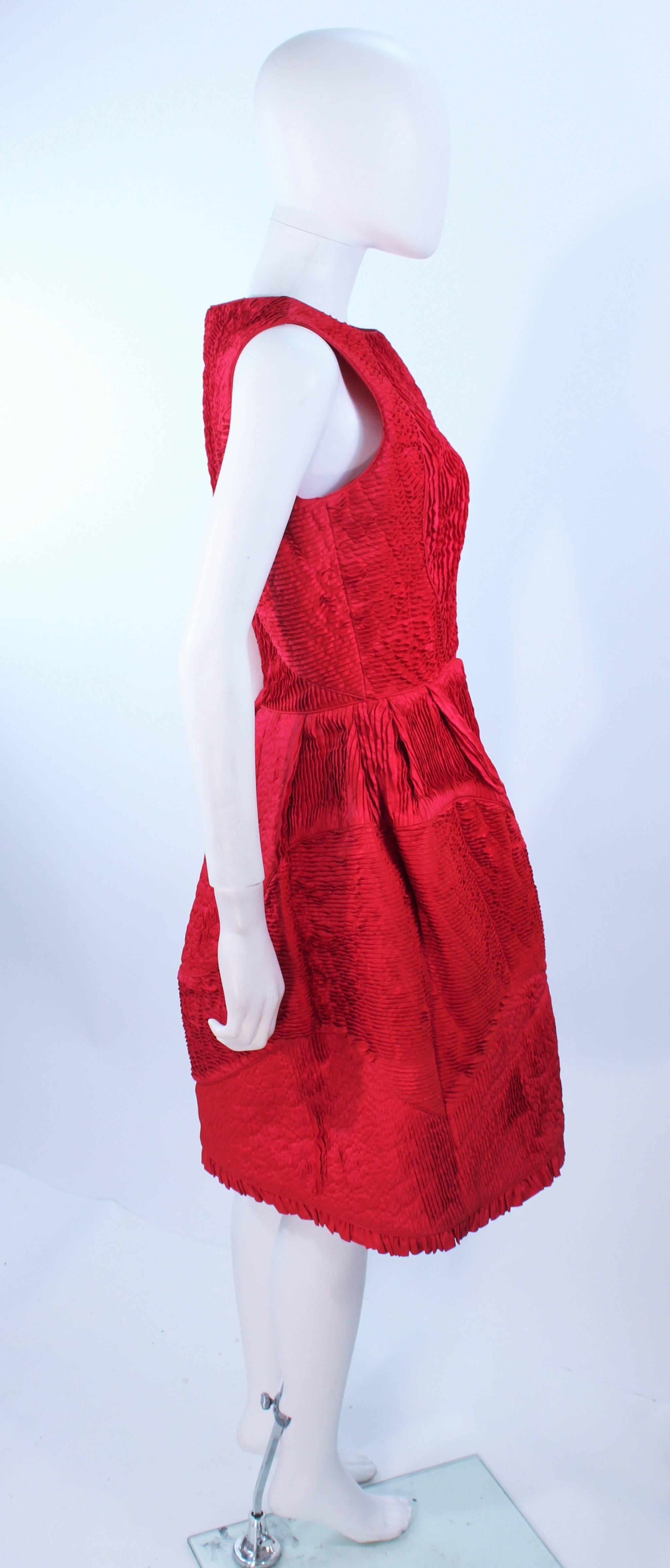 OSCAR DE LA RENTA Red Gathered Pintuck Cocktail Dress Size 10 2