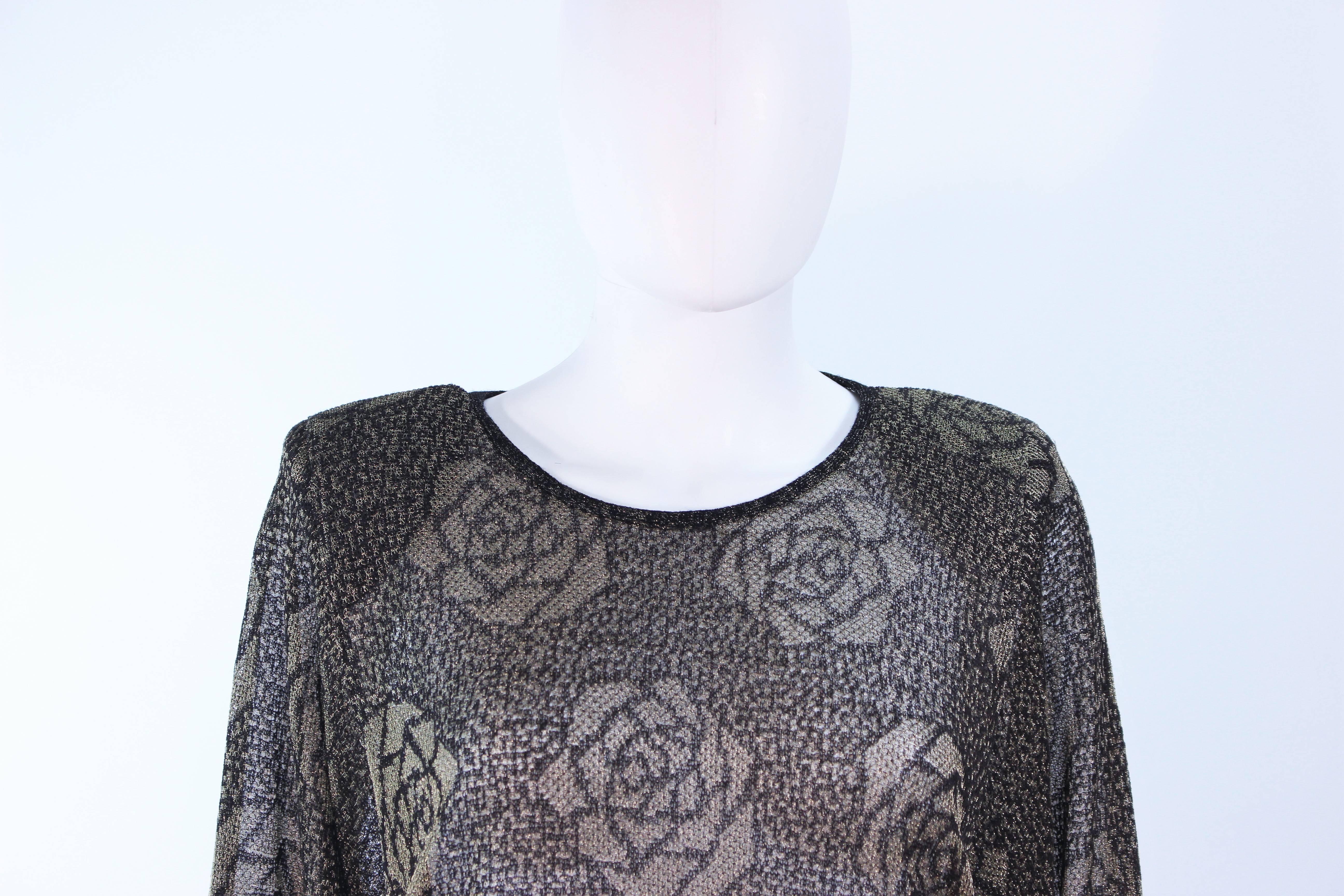 MISSONI Black and Gold Floral Metallic Knit Pant Set Size Size Medium Large 46 In Excellent Condition For Sale In Los Angeles, CA