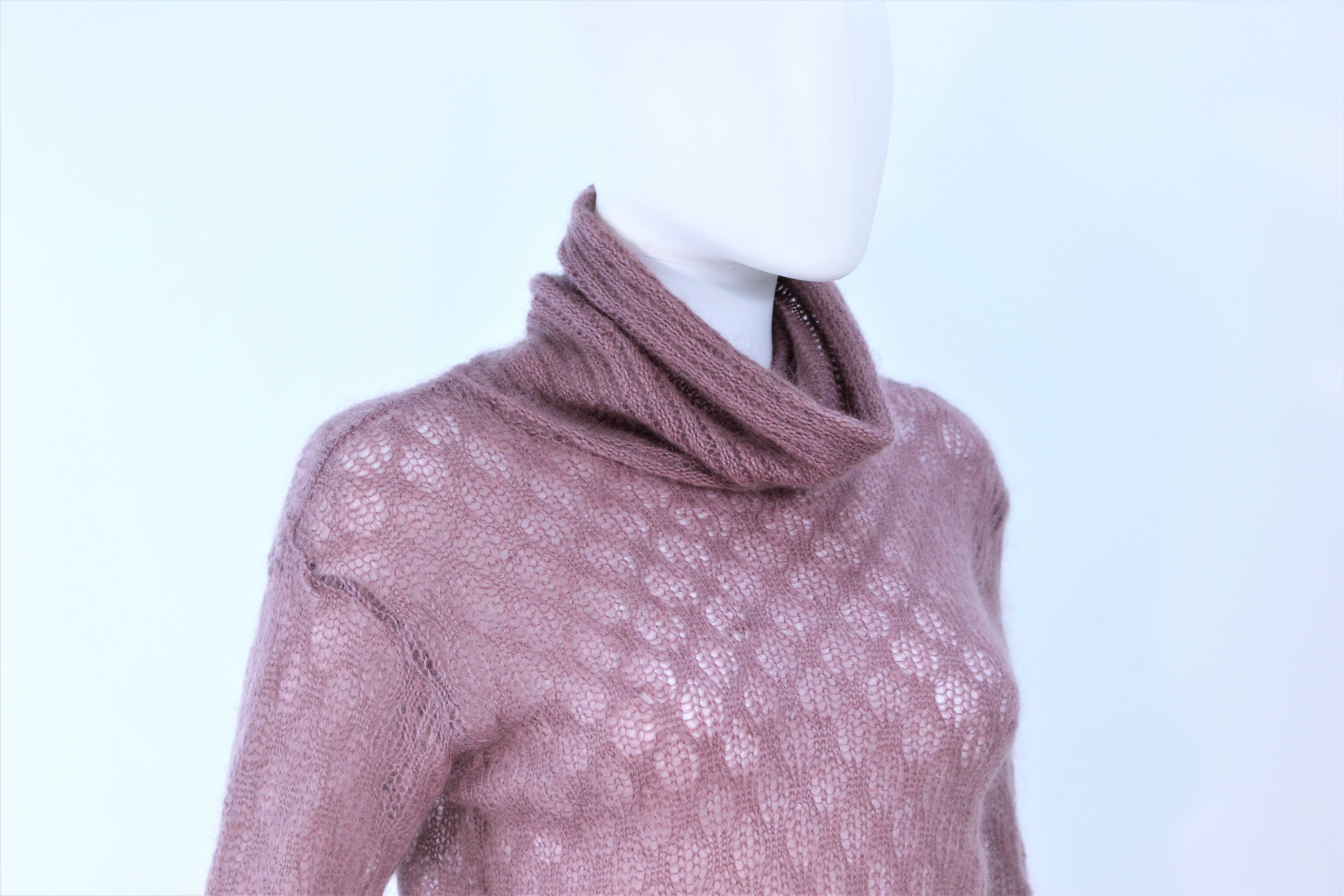 MISSONI Mauve Knit Wool Turtleneck Sweater Size 8 For Sale 2