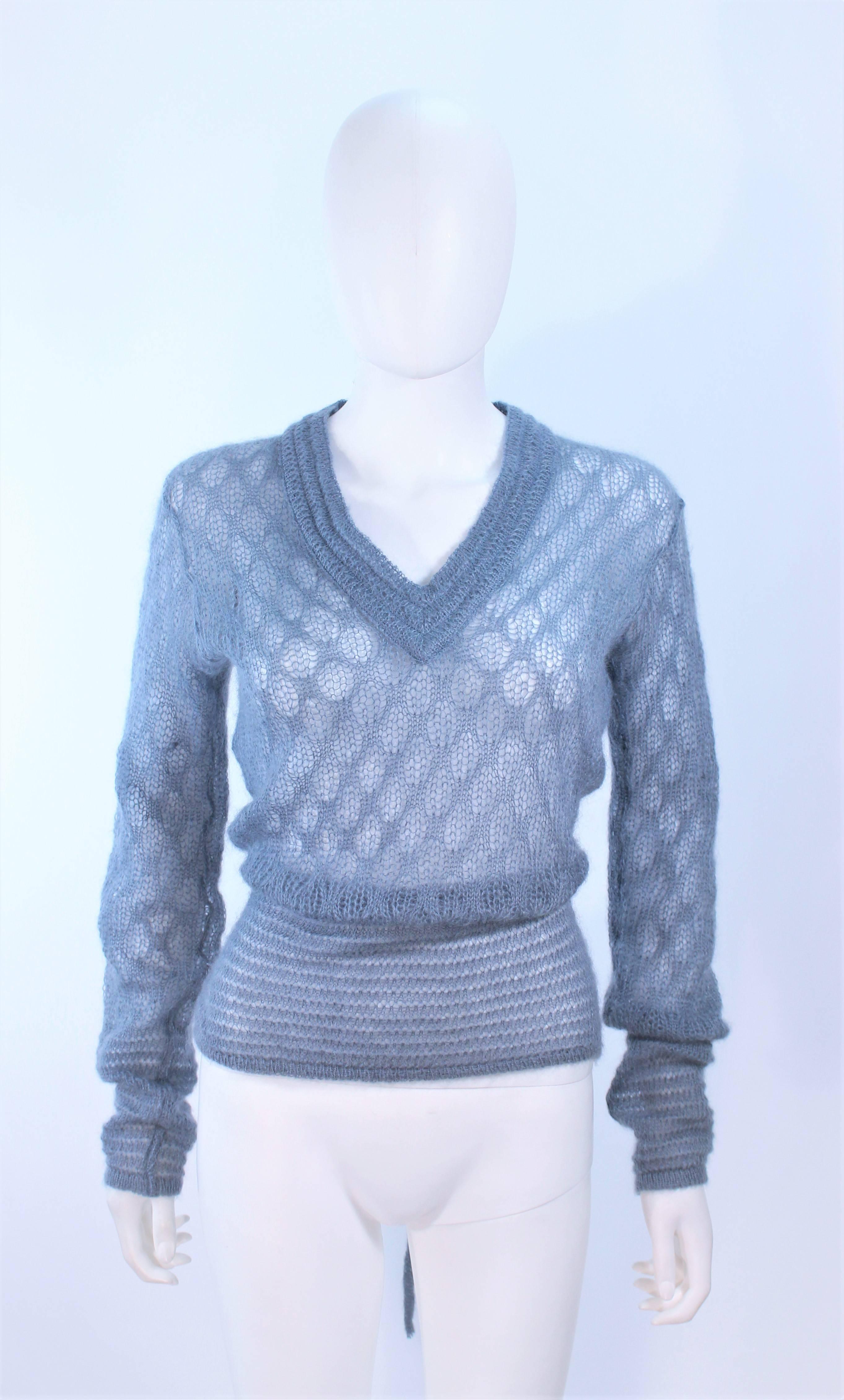 MISSONI Sky Blue Wool Knit V-Neck Sweater Size 8 In Excellent Condition For Sale In Los Angeles, CA