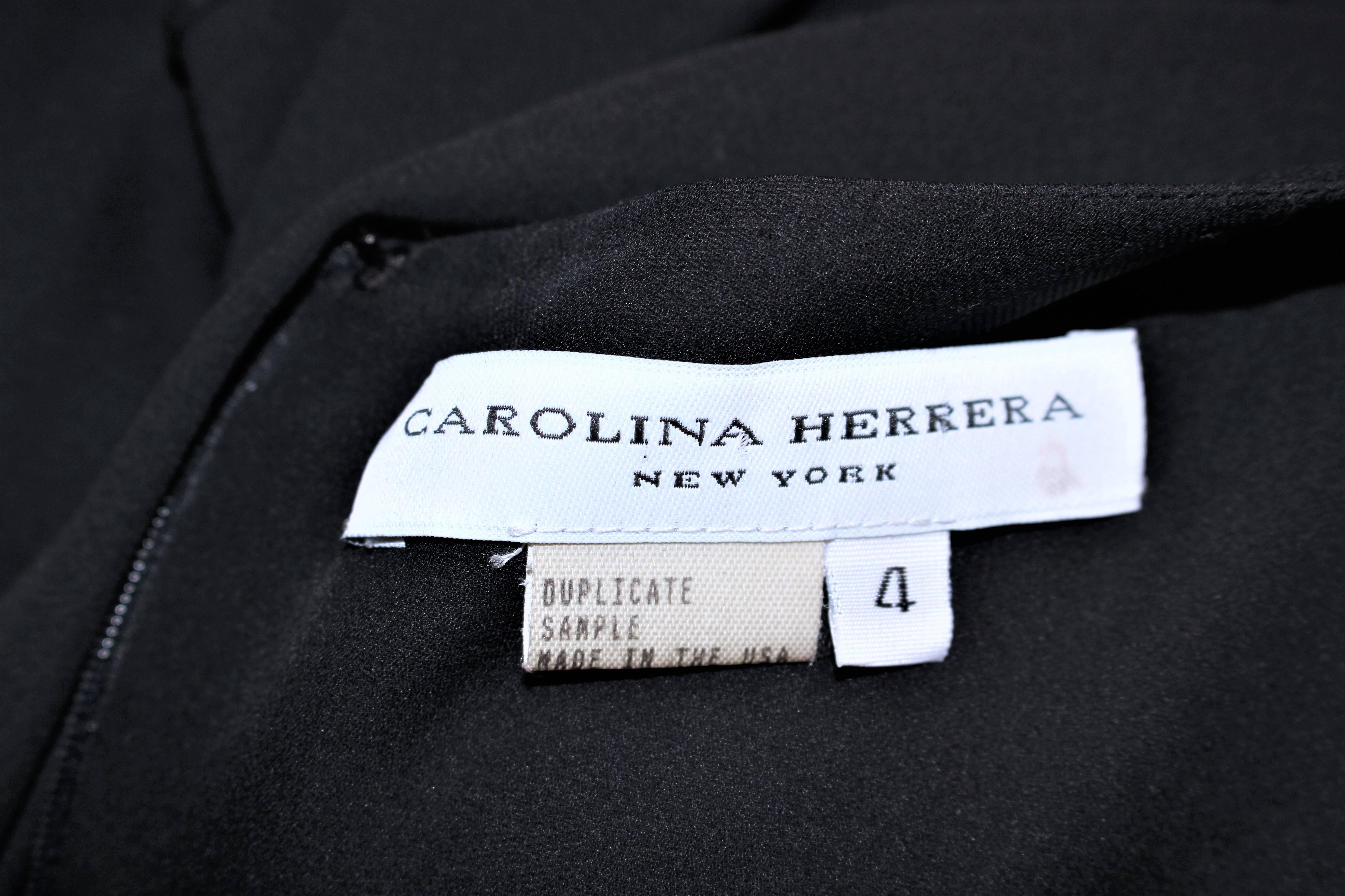 Robe drapée CAROLINA HERRERA en mousseline de soie noire taille 4 en vente 5