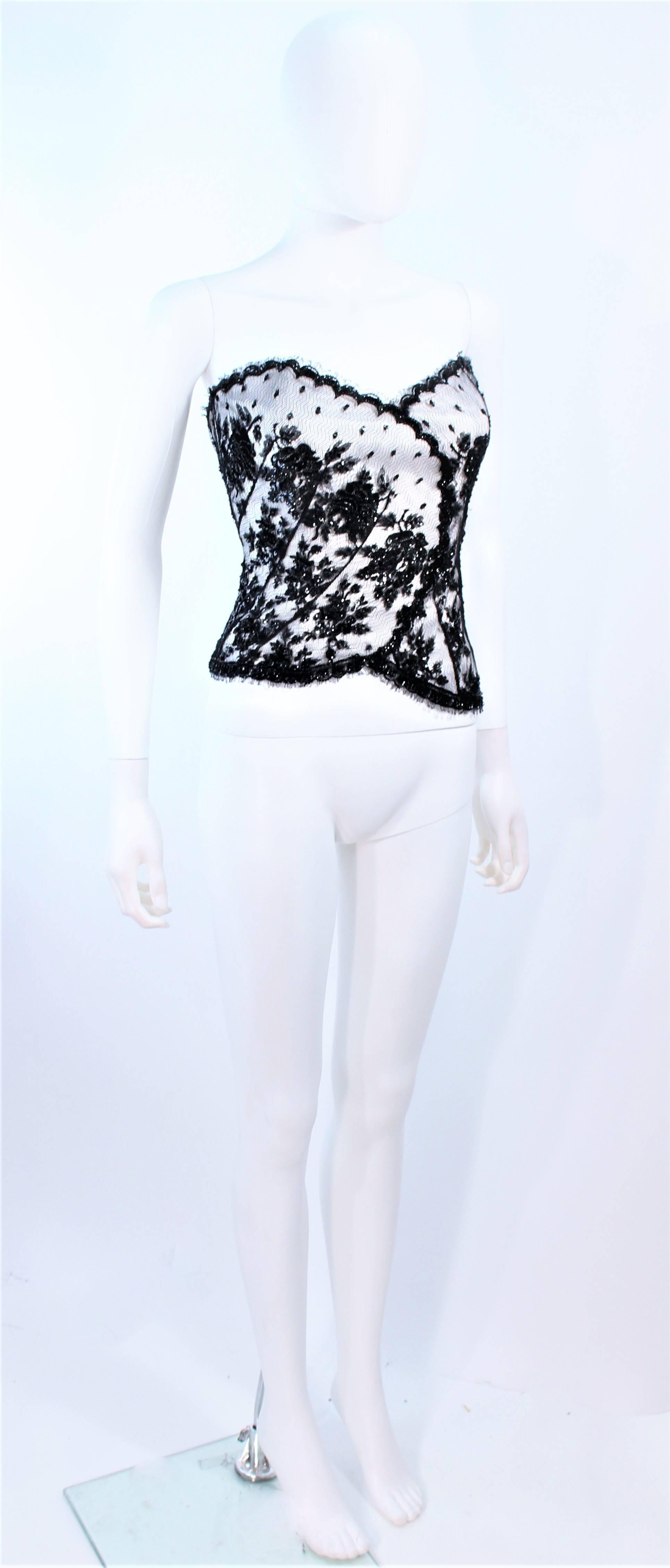 CHRISTINA PERRIN White and Black Beaded Lace Bustier Size 6 In Excellent Condition For Sale In Los Angeles, CA