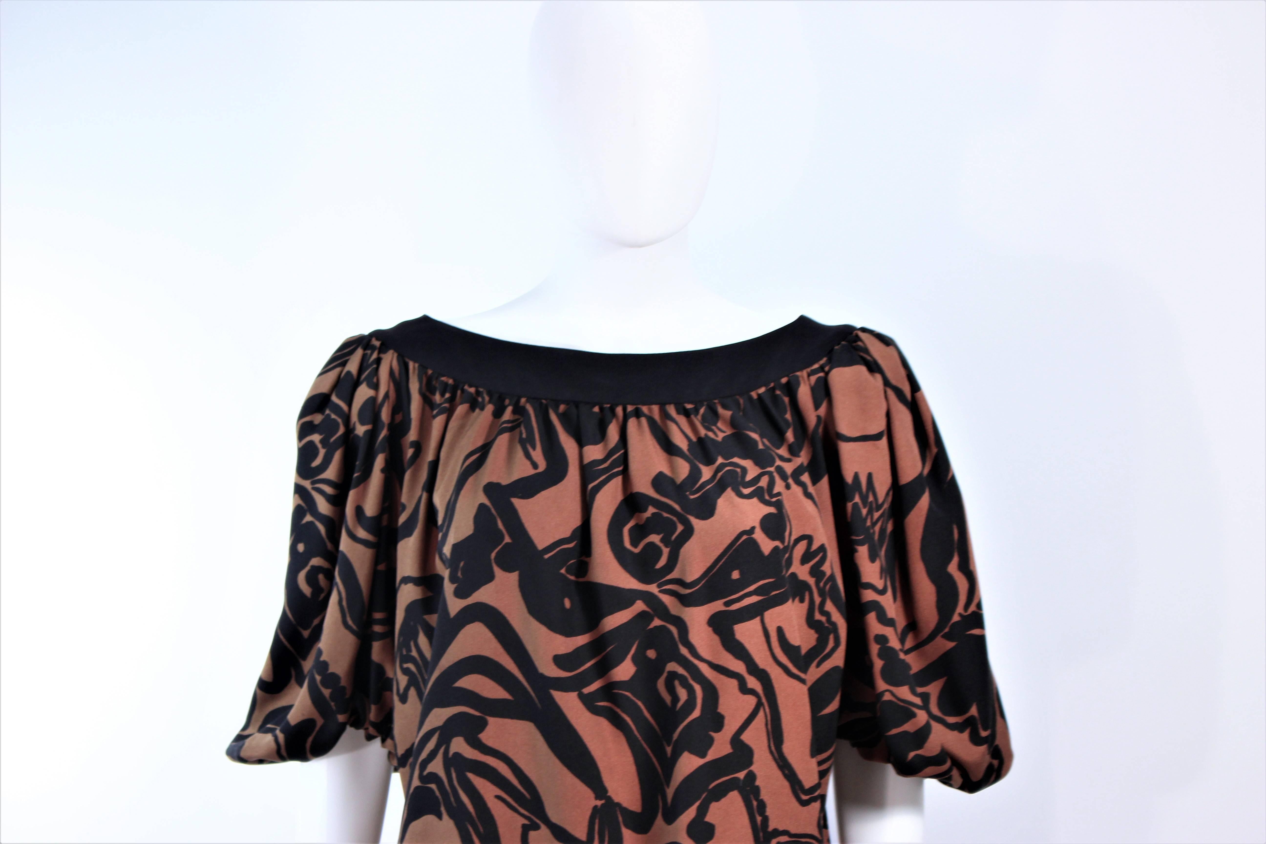 YVES SAINT LAURENT Brown Silk Abstract Floral Dress Size 36 In Excellent Condition In Los Angeles, CA