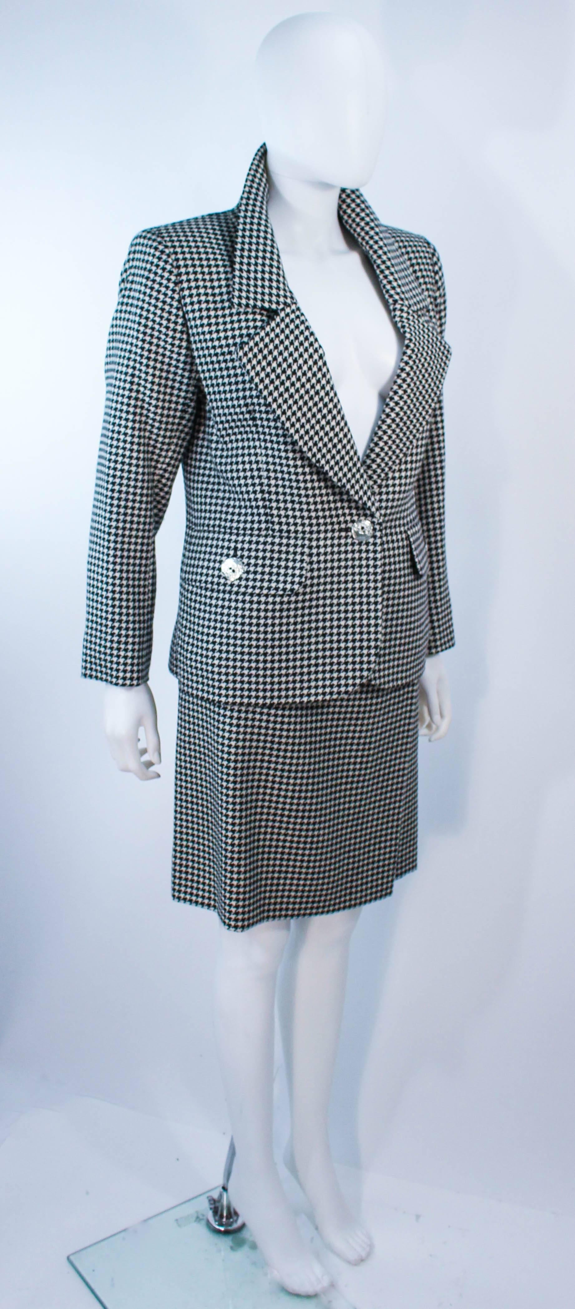 YVES SAINT LAURENT Black and White Houndstooth Skirt Suit Size 8 10 In Excellent Condition For Sale In Los Angeles, CA
