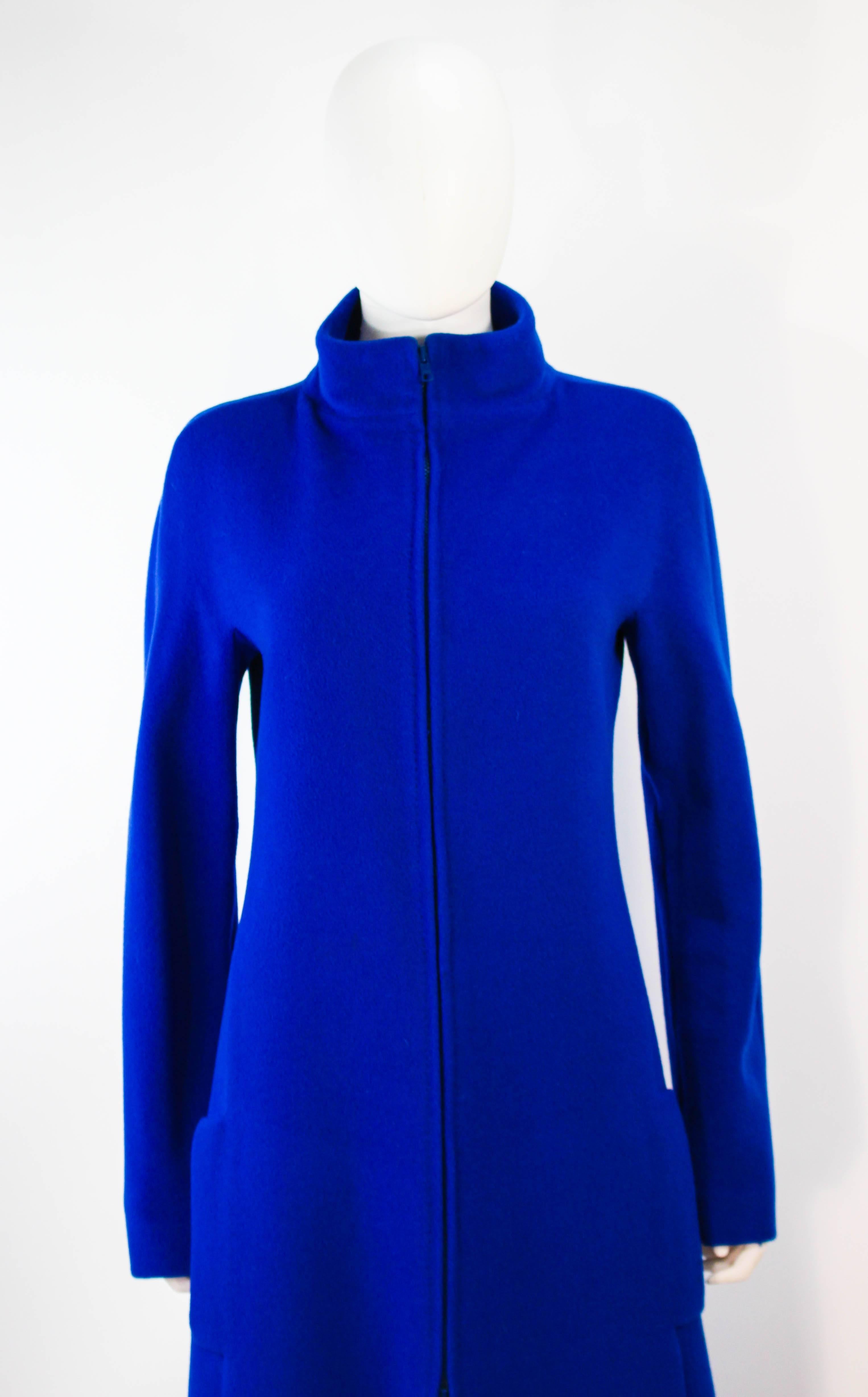 KRIZIA Blue Wool Double Side Zipper Coat Dress Size 40 In Excellent Condition For Sale In Los Angeles, CA