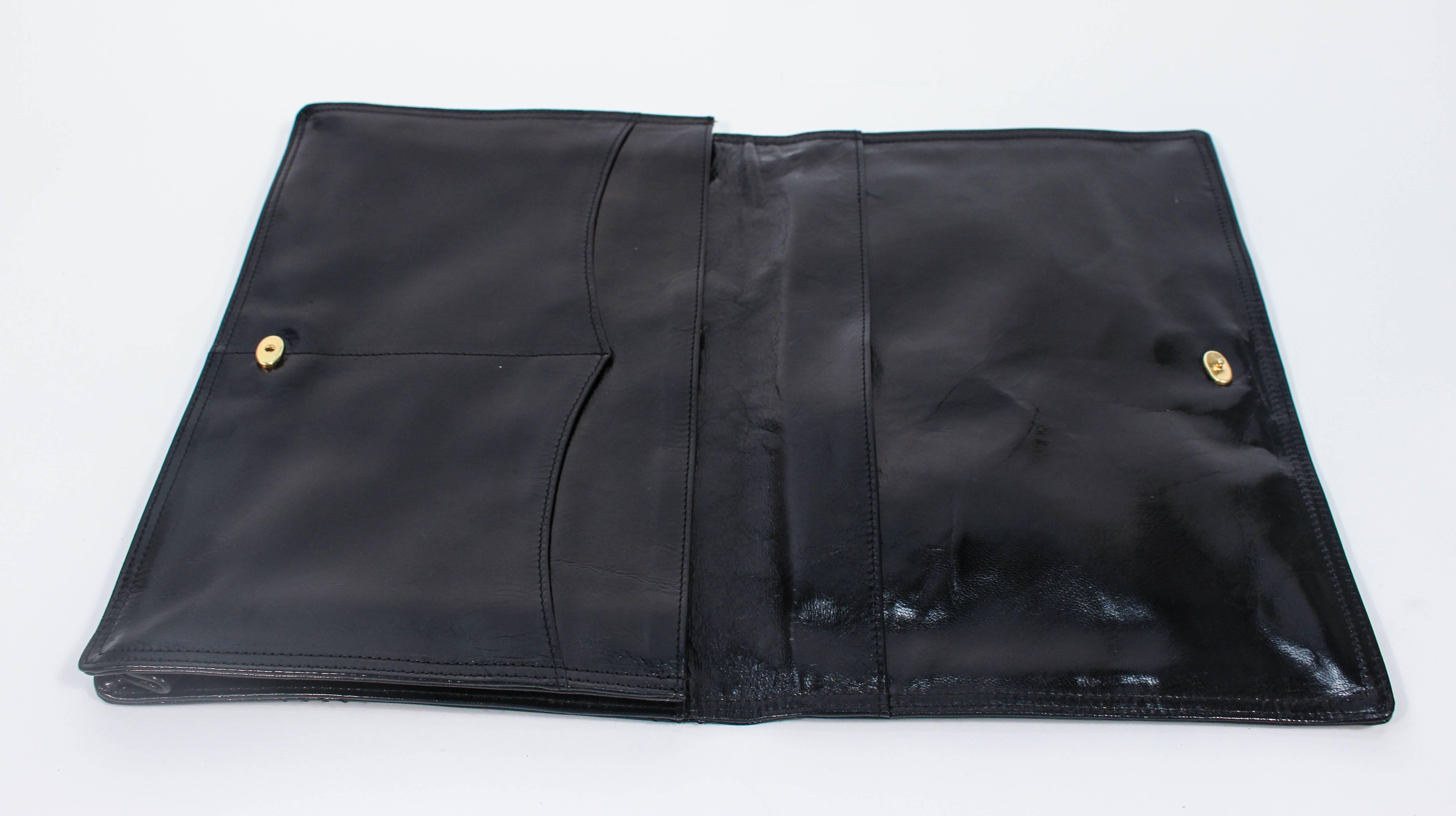BOTTEGA VENTA Vintage Black Polished Calfskin Clutch with Topstitch Details 2