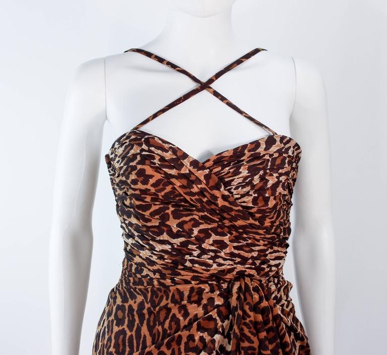 GUY LAROCHE Chiffon Animal Print Criss Cross & Draped Bustier Skirt Set Size 40 In Excellent Condition In Los Angeles, CA