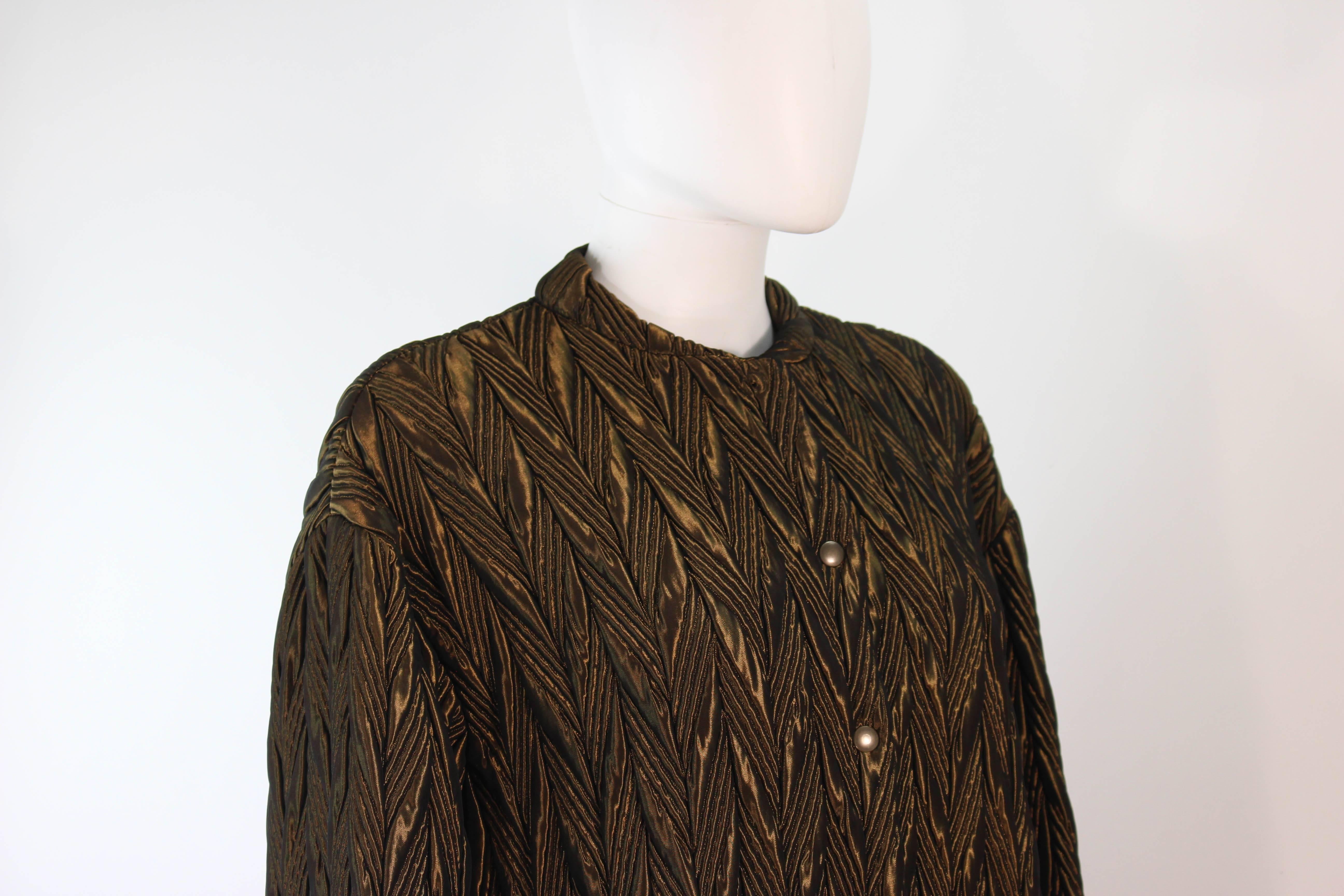 Armani, circa anni '90, Cappotto lungo trapuntato in bronzo e oliva in vendita 2