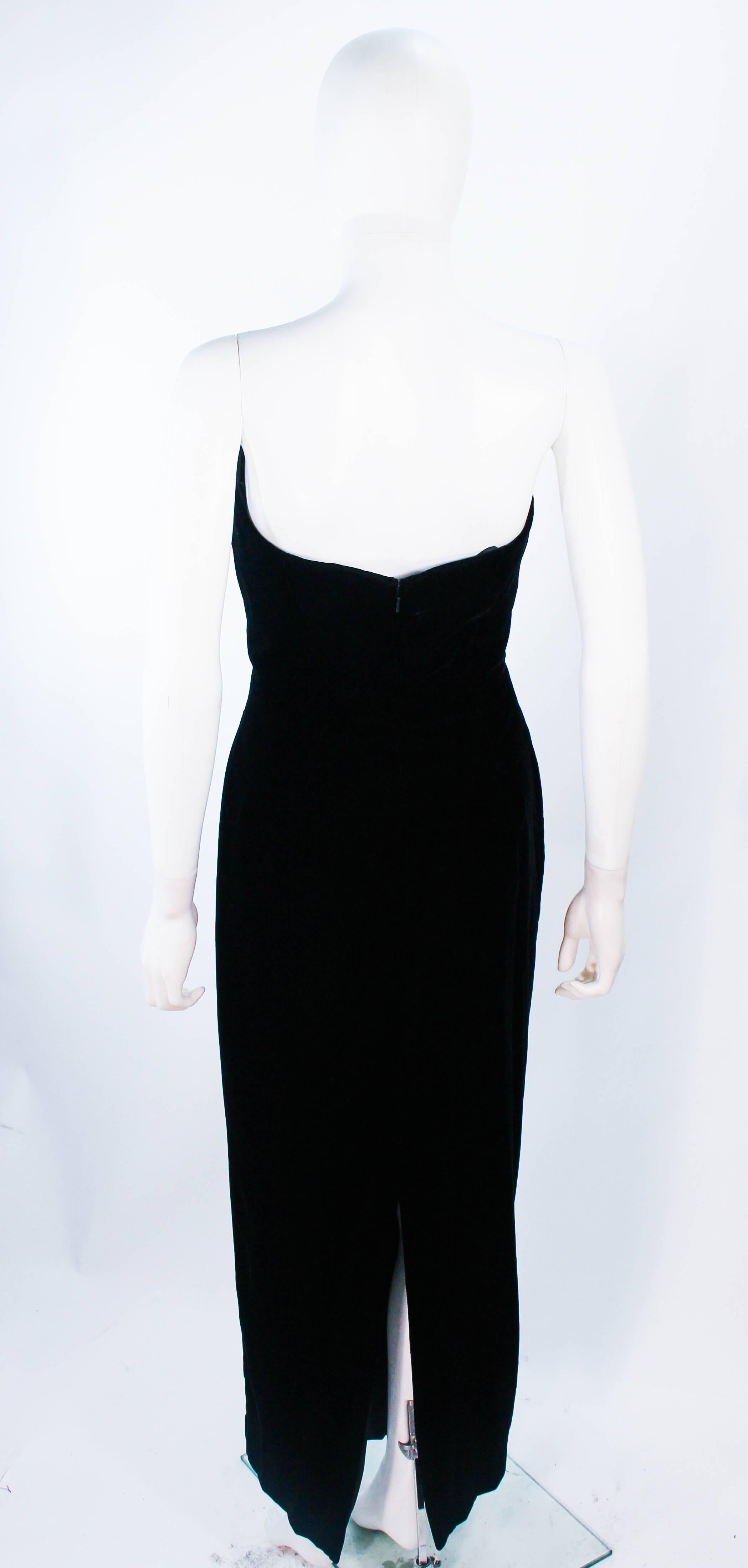OLEG CASSINI Black Tie Black Velvet Sweet Heart Strapless Beaded Gown Size 8 10 For Sale 3