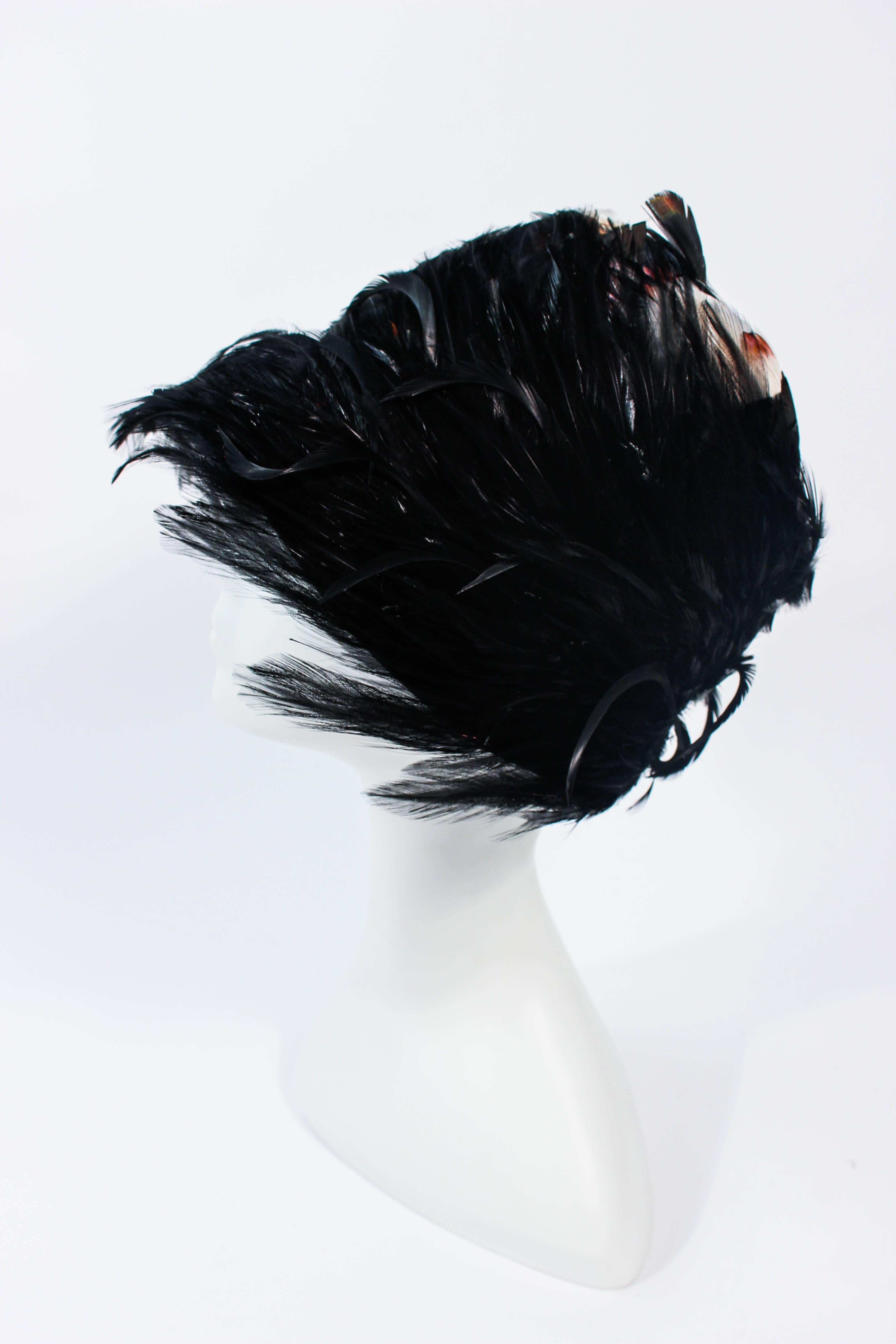 CHRISTIAN DIOR Chapeaux Vintage Black and Cream Feather Cloche Hat 1