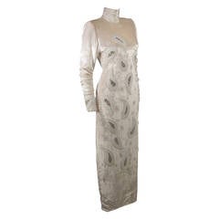 Galanos White Crushed Velvet Gown with Hand Beaded Paisley Design Size 2-4