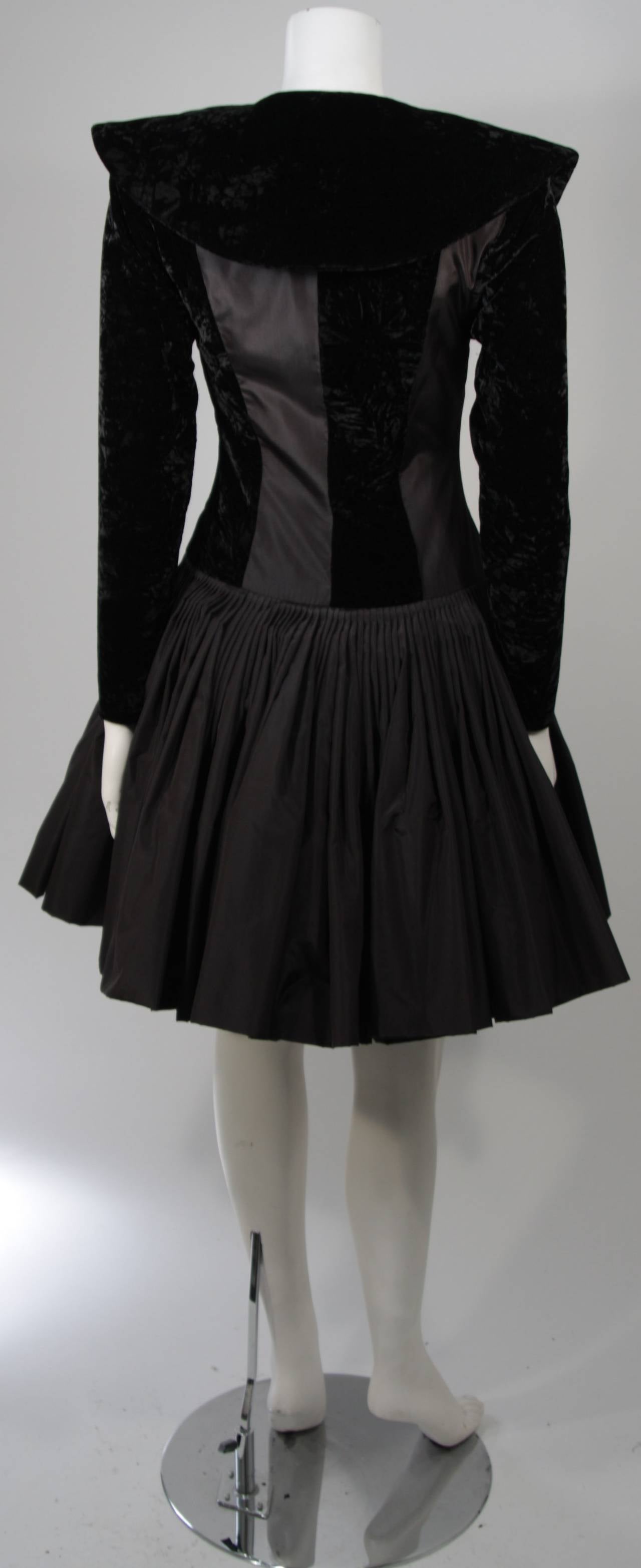 Galanos Black Velvet and Silk Flaired Skirt Cocktail Dress Size 2-4 3