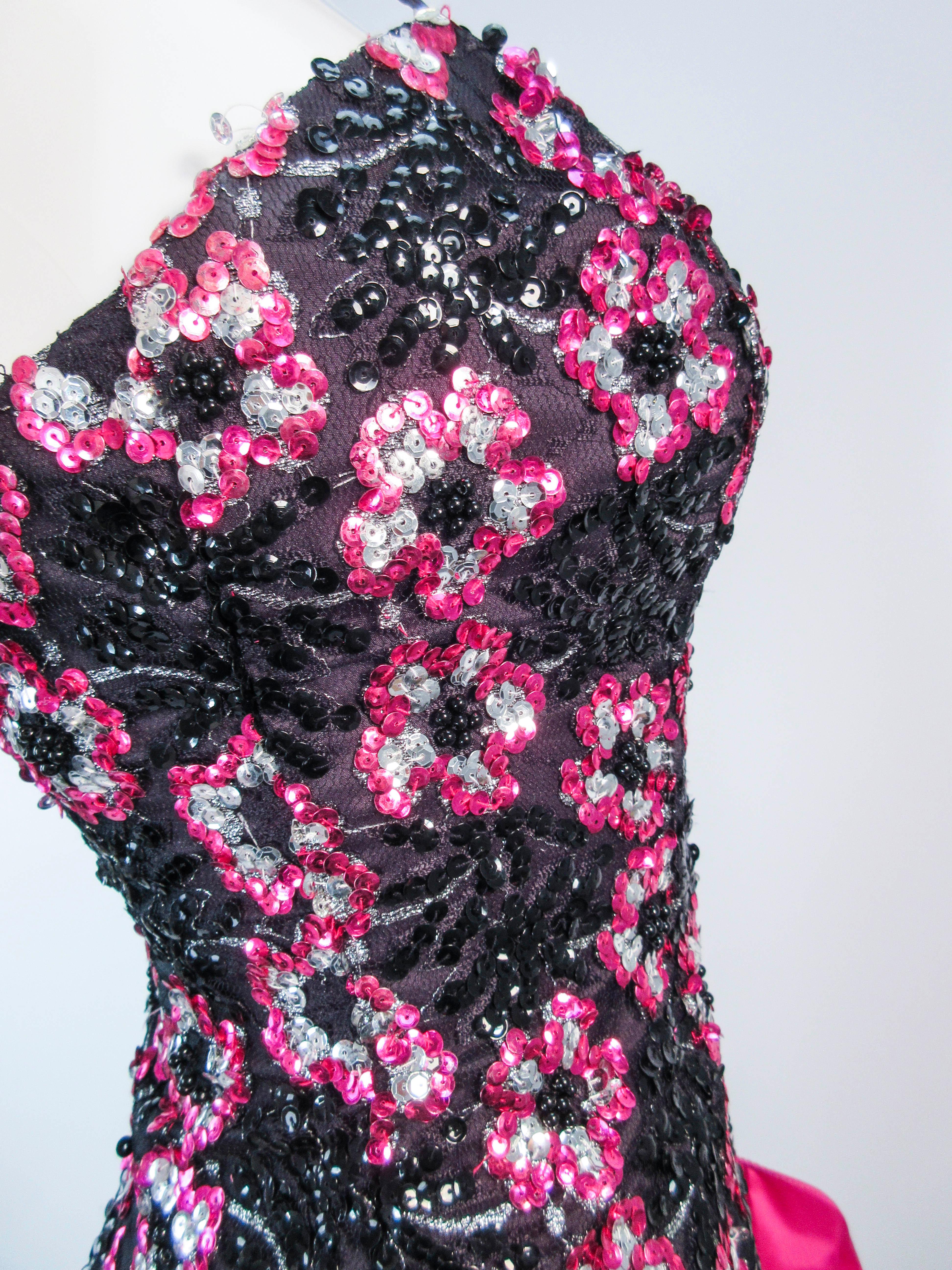 Vintage 1980's Black & Pink Sequin Ruffle Cocktail Dress Size Small For Sale 3