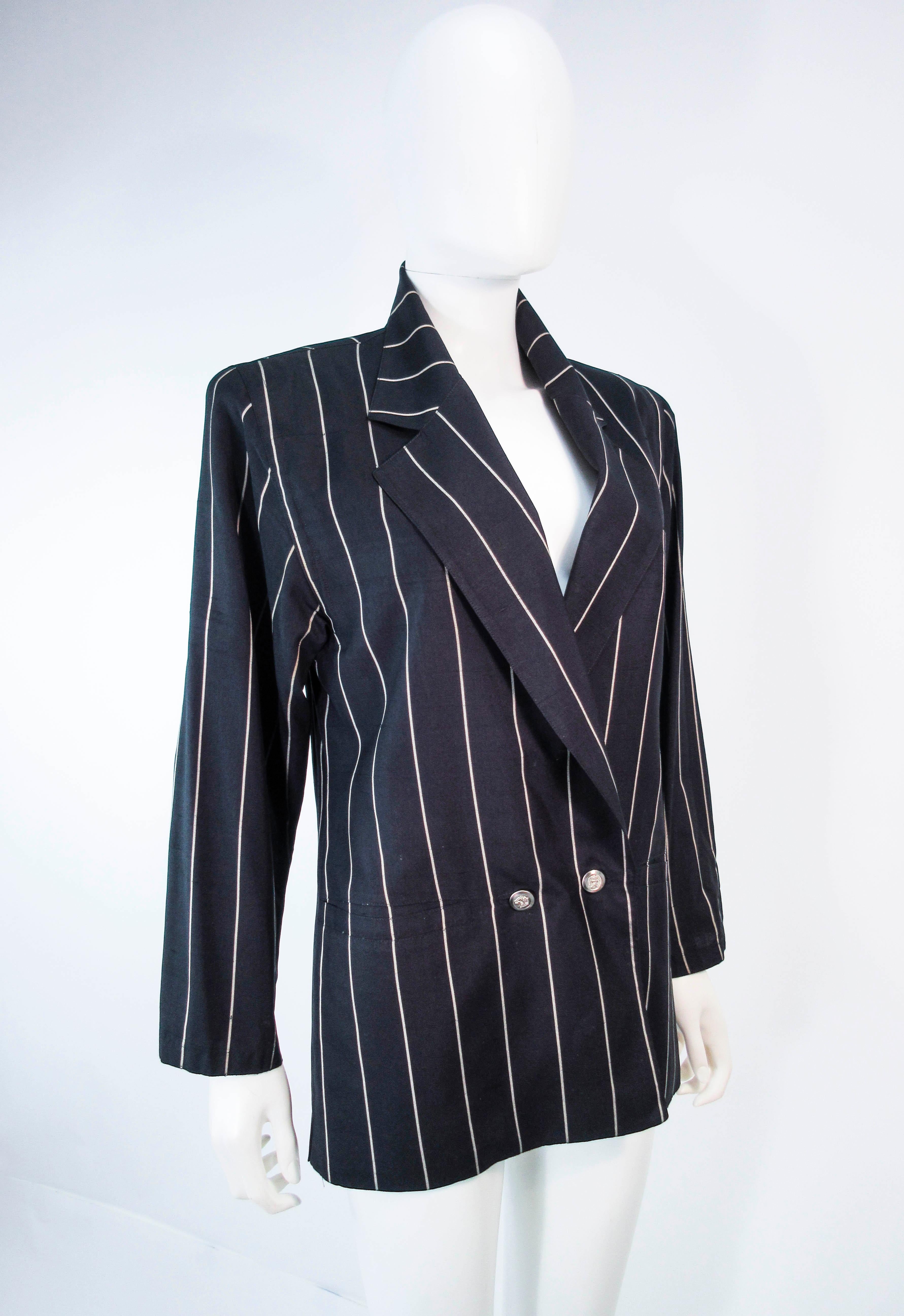 GIANNI VERSACE Black & Cream Striped Jacket Size 6 For Sale 5