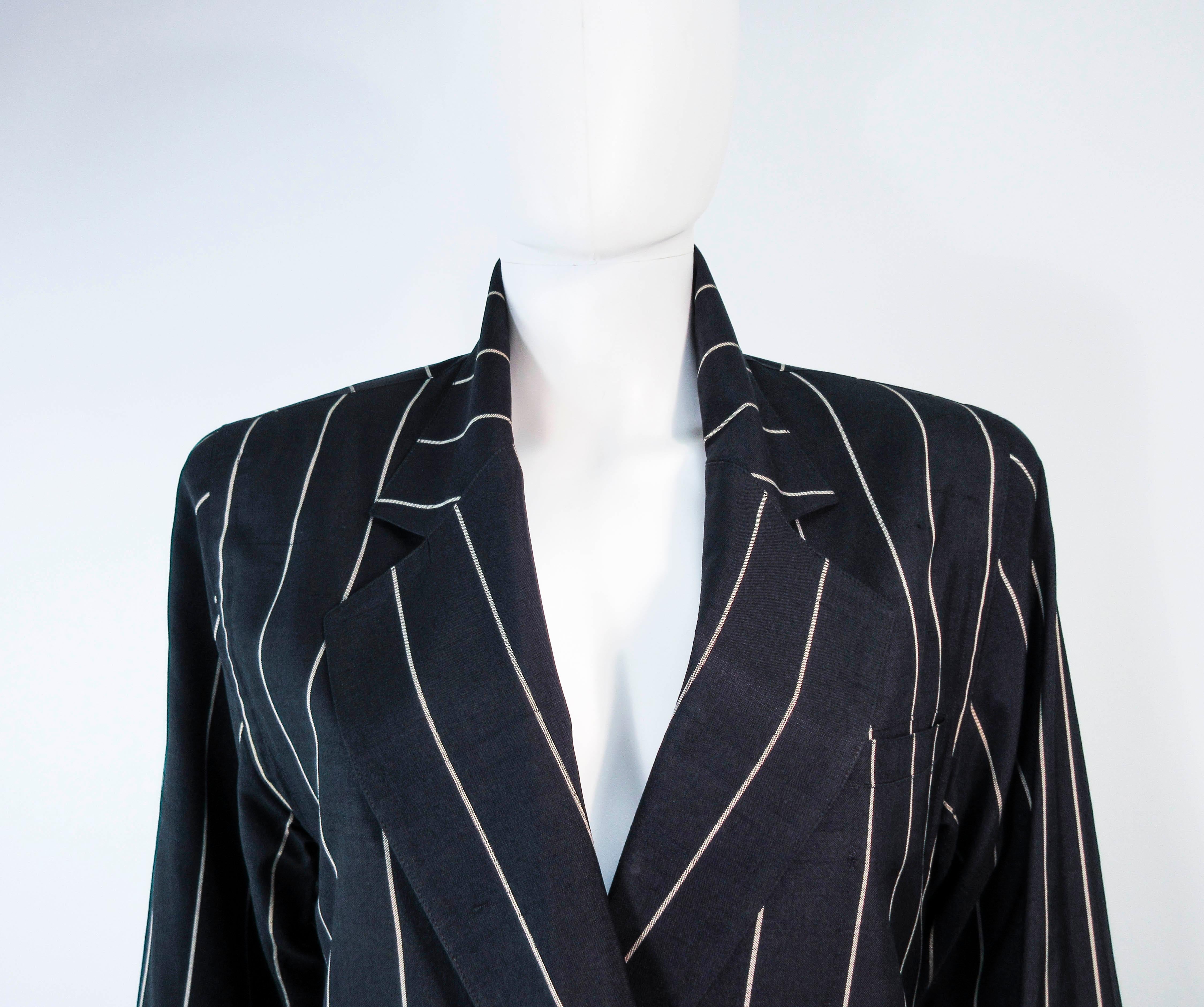GIANNI VERSACE Black & Cream Striped Jacket Size 6 For Sale 2