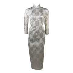 1950's Silver and white Brocade Long Sleeve Cheongsam Gown SZ 0