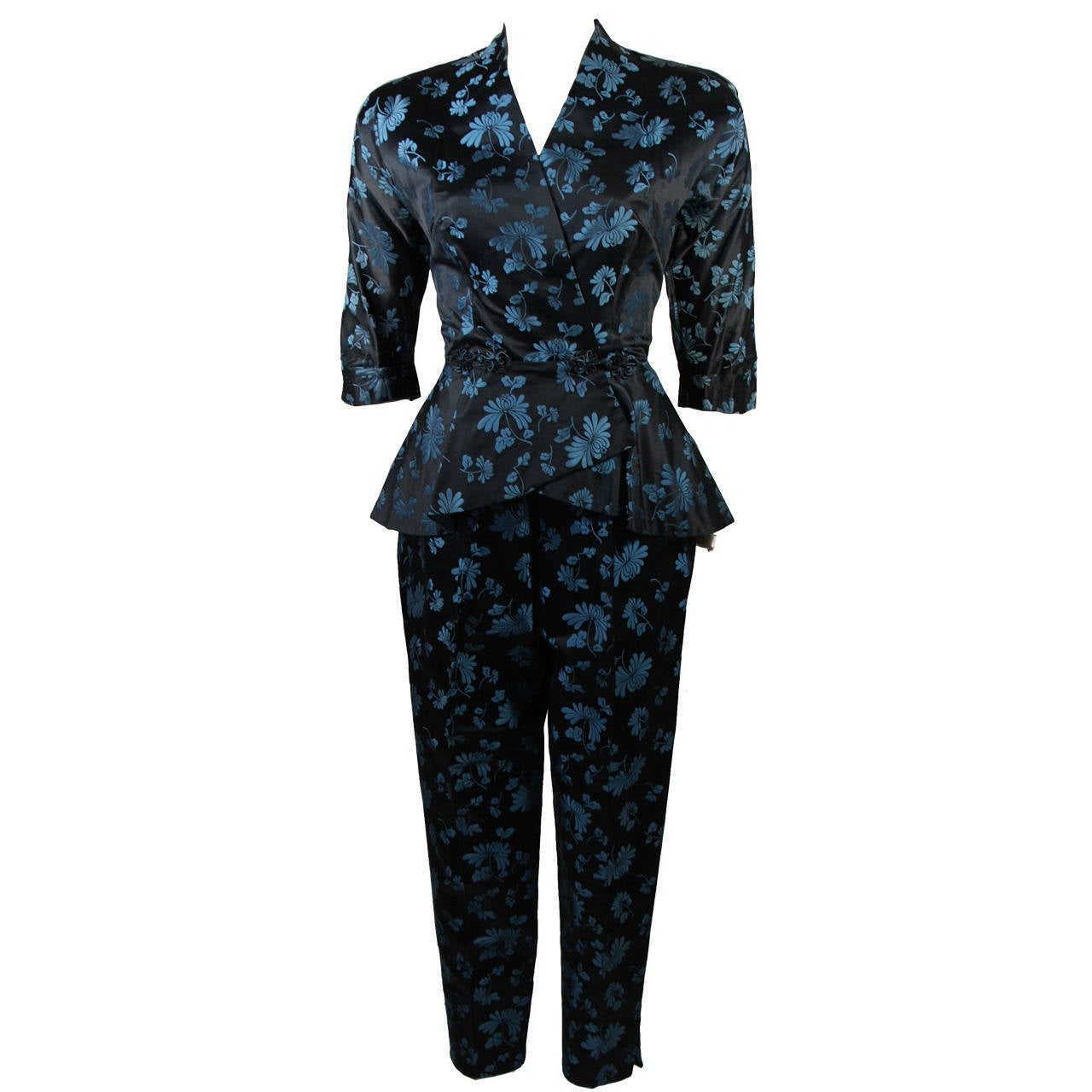 Atomic Era Dynasty Asian Inspired Black and Blue Floral Pant Suit Sz 0-2