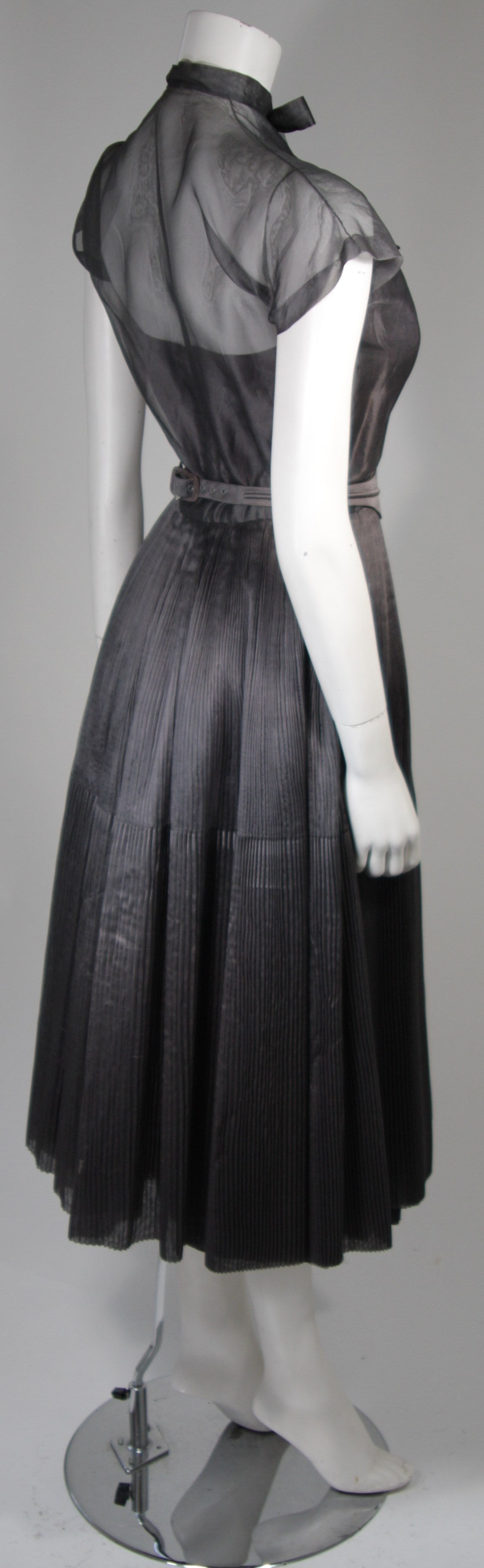 Black 1950's Pedro Rodriguez of Madrid Grey Silk Organza Cocktail Dress Size Small For Sale