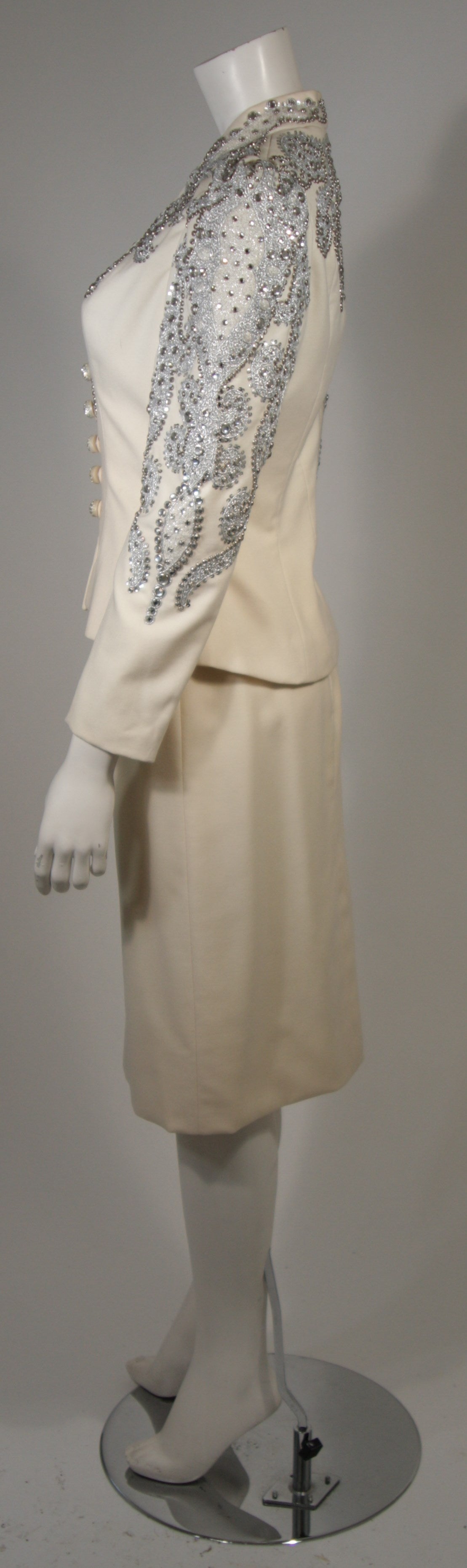 Nolan Miller Couture Embellished Ivory Wool Skirt Suit Size Small In Excellent Condition In Los Angeles, CA