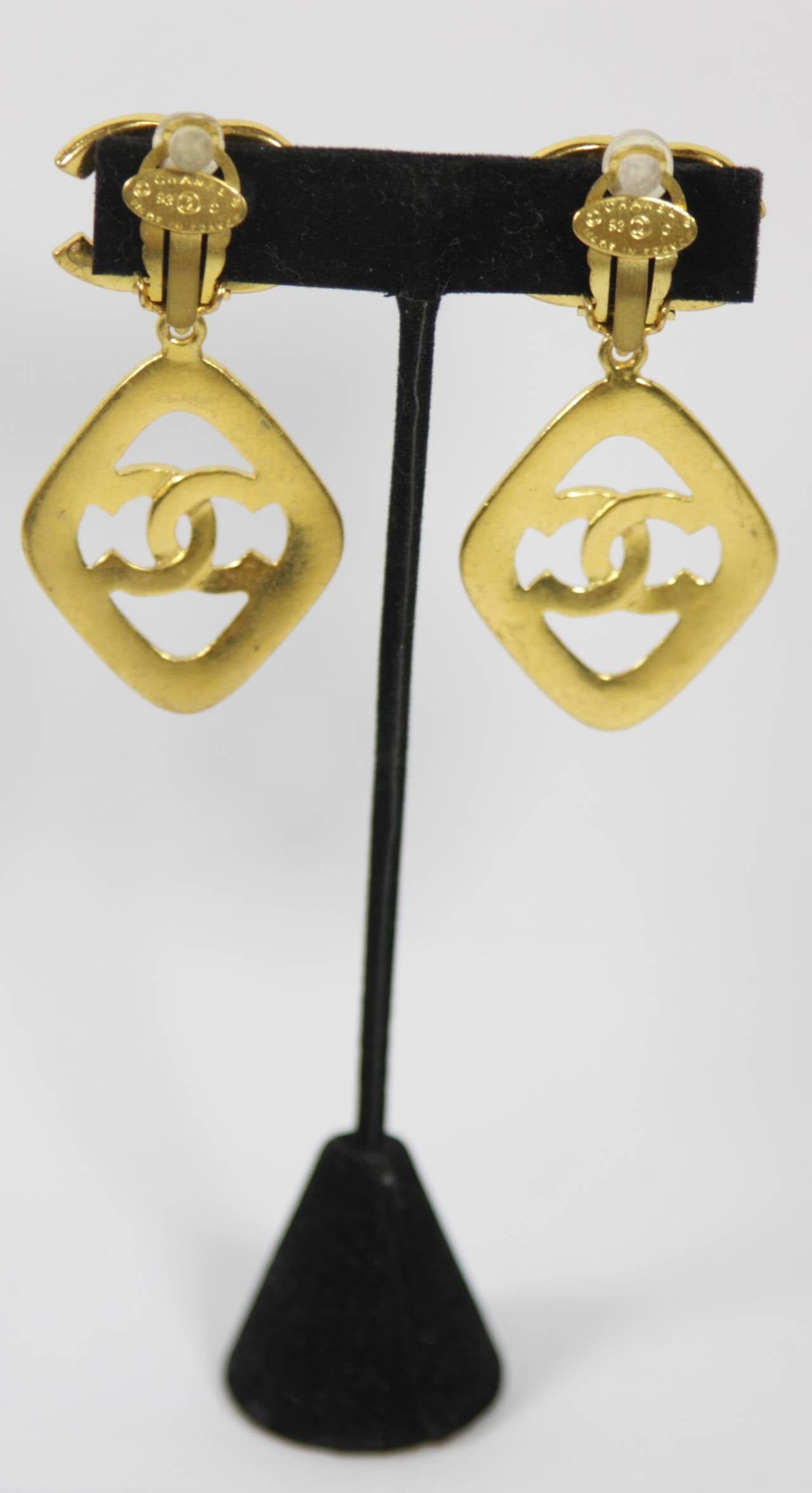 Chanel Gold Tone Logo Drop Earrings with Black Enamel Circa 1993 2