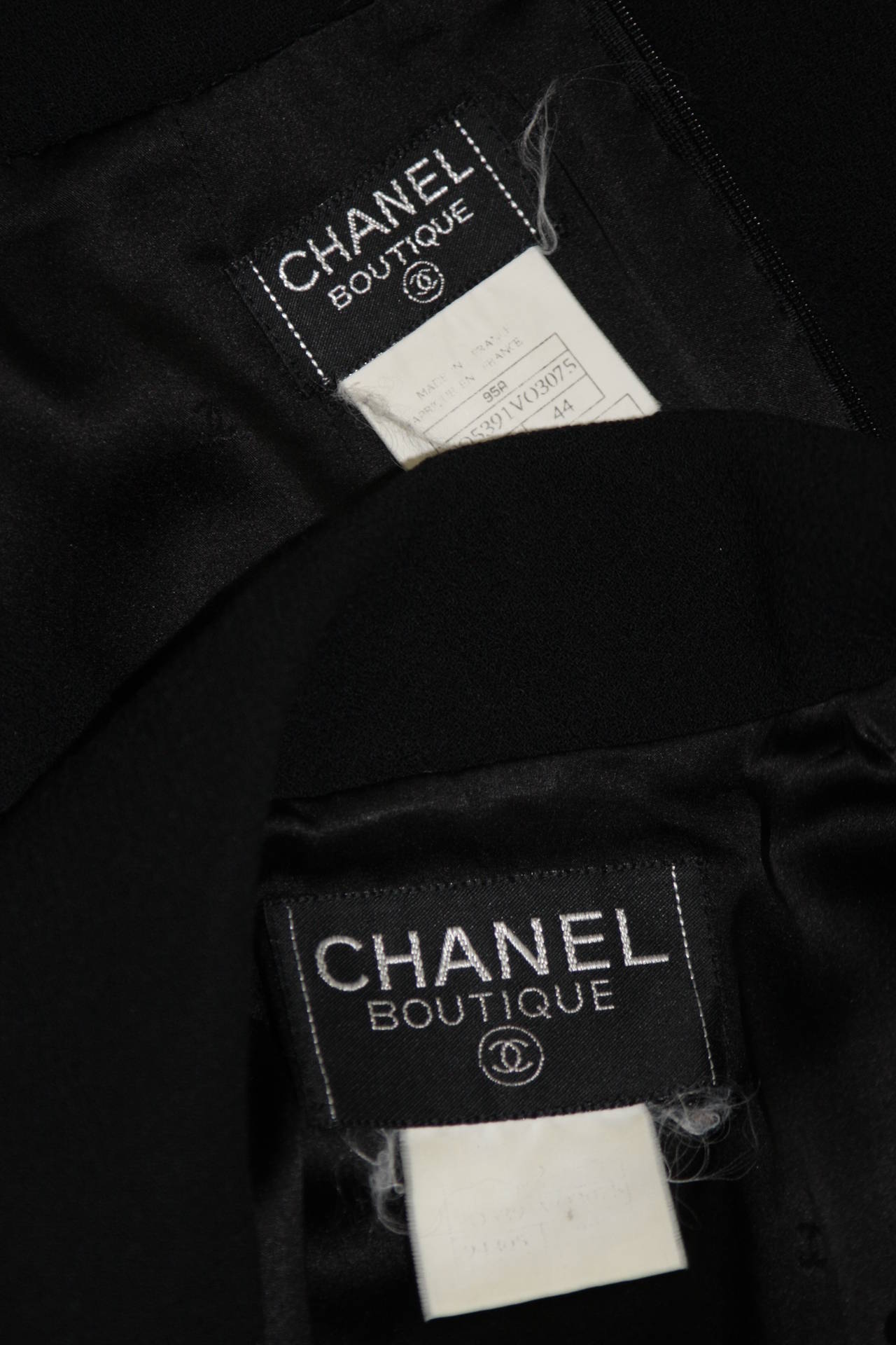 Chanel Black Wool Skirt Suit Size Military Inspired with Peter Pan Collar sz 8 6