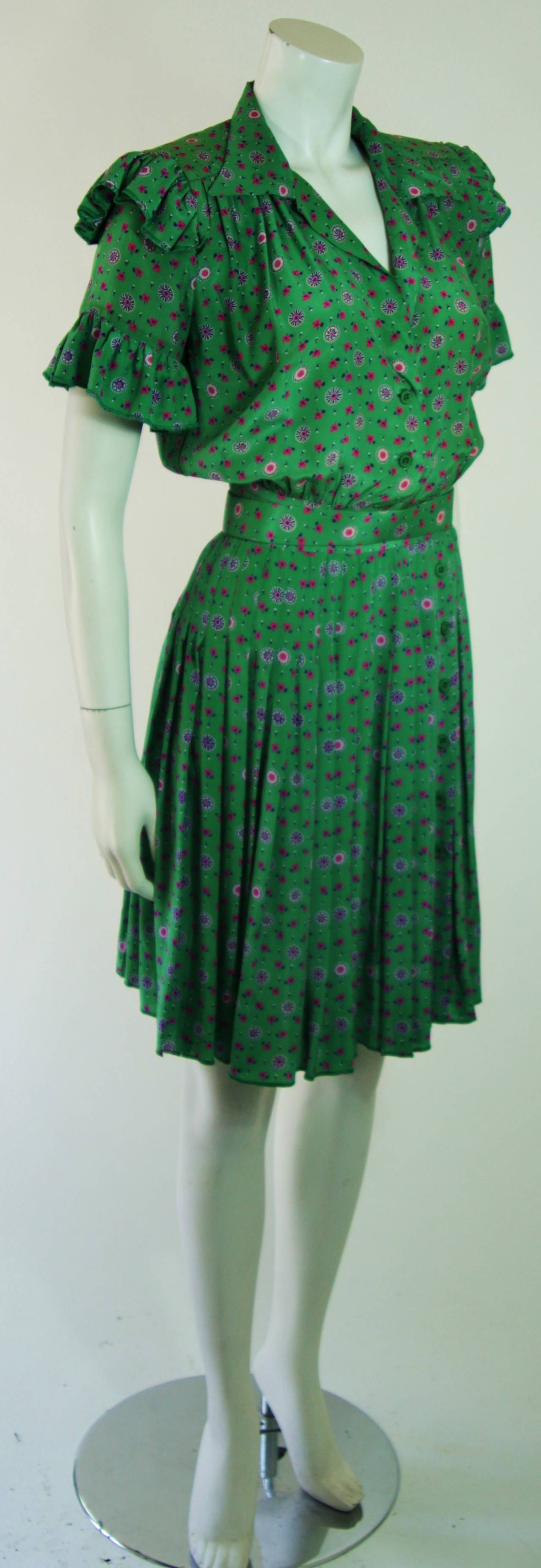 Nolan Miller Green Floral Silk Play Suit Ensemble with Skirt and Belt Size S 1