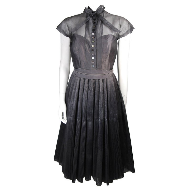 1950's Pedro Rodriguez of Madrid Grey Silk Organza Cocktail Dress Size Small 1950's Pedro Rodriguez of Madrid Grey Silk Organza Cocktail Dress Size Small
