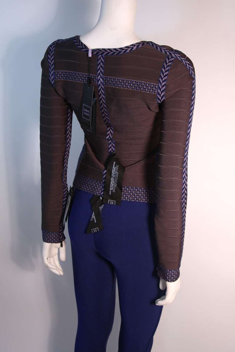 Herve Leger Contrasting Blue Trim Gray Bandage Zip top & blue leggings M In New Condition In Los Angeles, CA