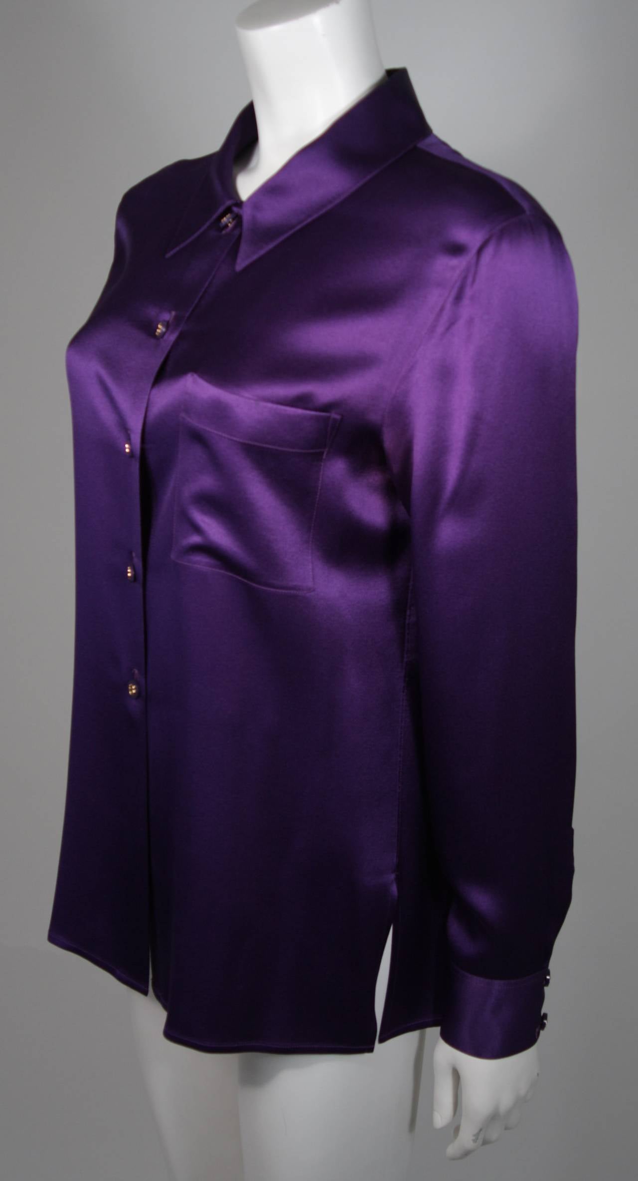 Chanel Purple Silk Blouse Size Large In Excellent Condition In Los Angeles, CA