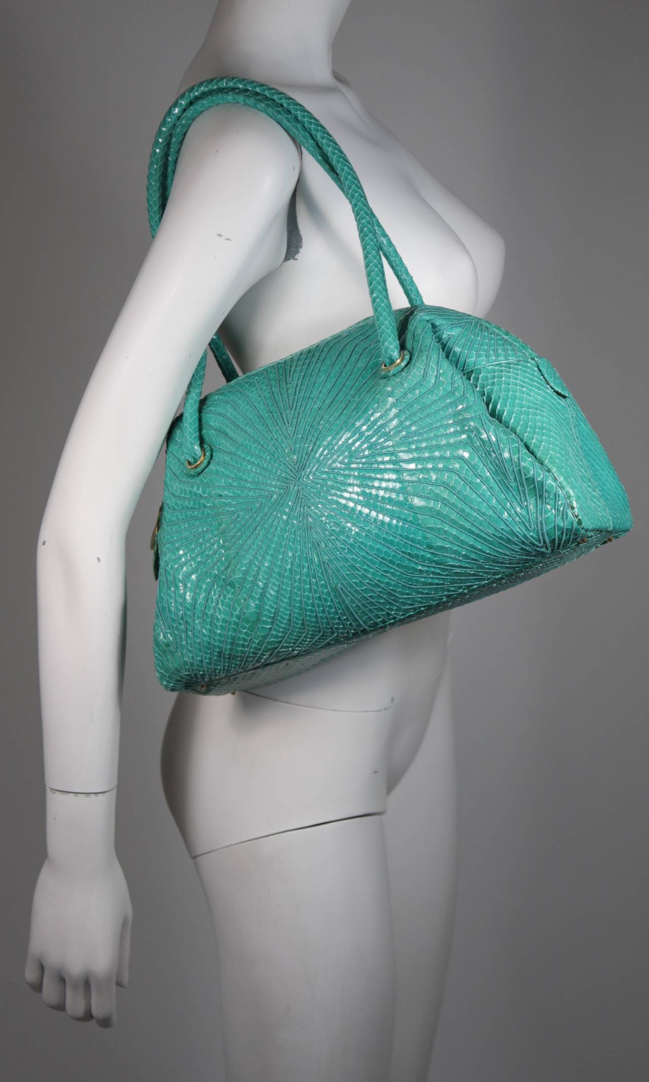 Judith Leiber Turquoise Snake Skin Handbag In Excellent Condition In Los Angeles, CA