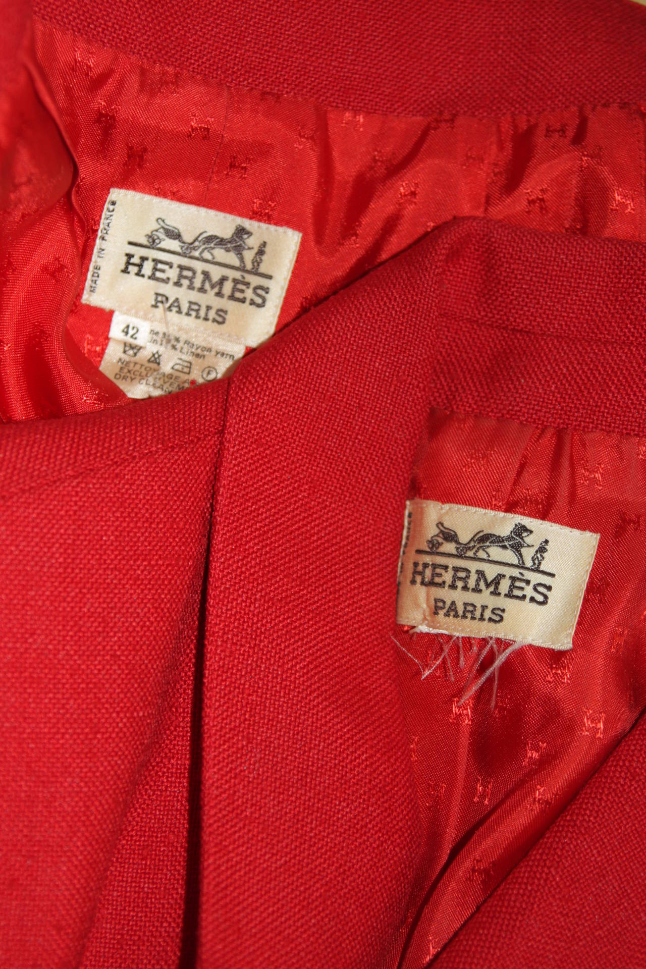 Hermes Two Piece Red Linen Skirt Suit with Short Sleeve Jacket with H buttons 42 3