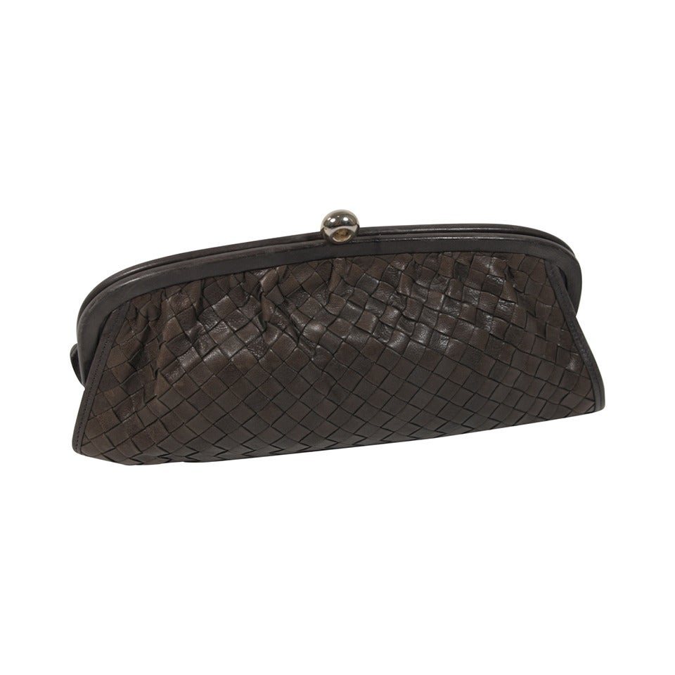 Bottega Veneta Vintage Woven Leather Clutch With Strap In Olive Drab
