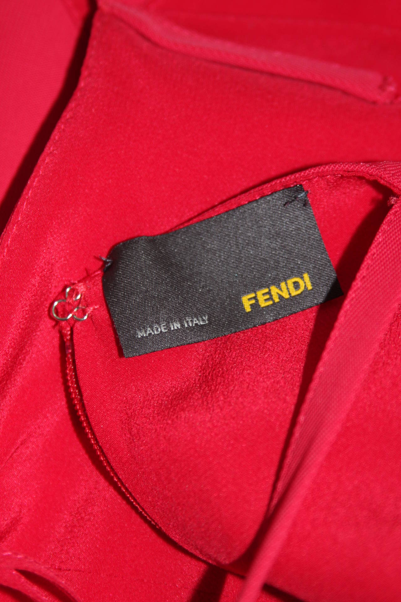 Fendi Red Cocktail Dress with Caplet Attachment and Button Details Size 2 For Sale 3