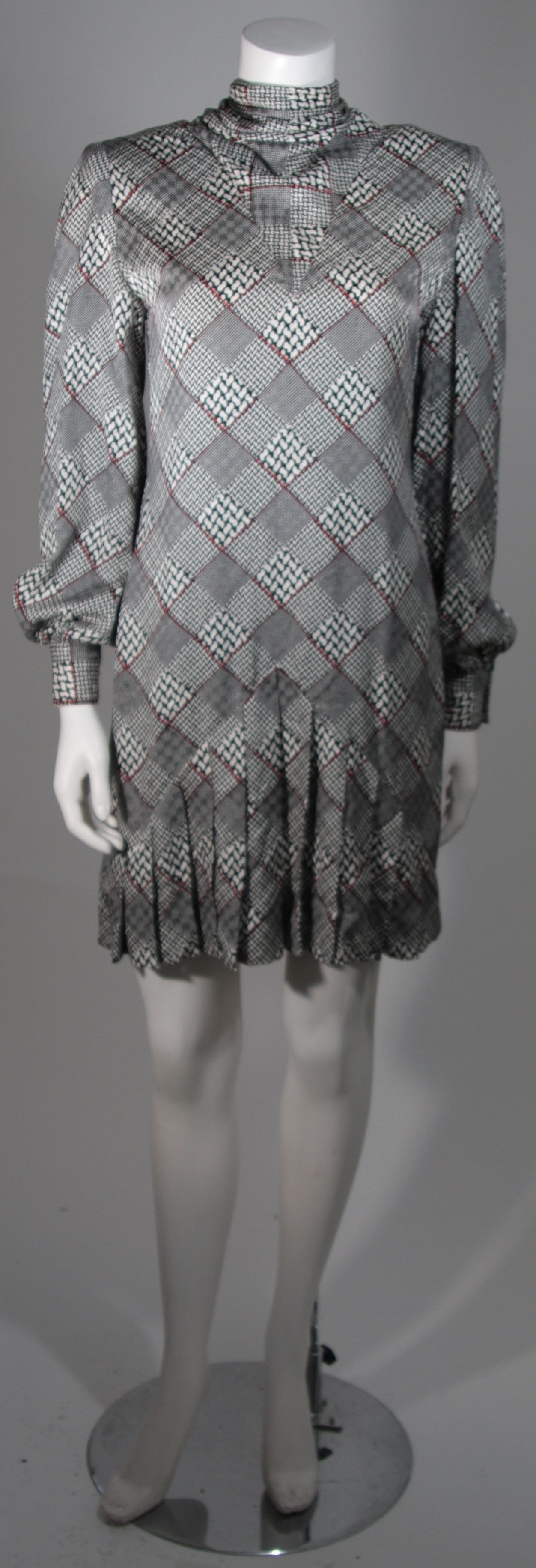 Galanos Couture Houndstooth Dress and Coat Ensemble Size 2 4 6 1