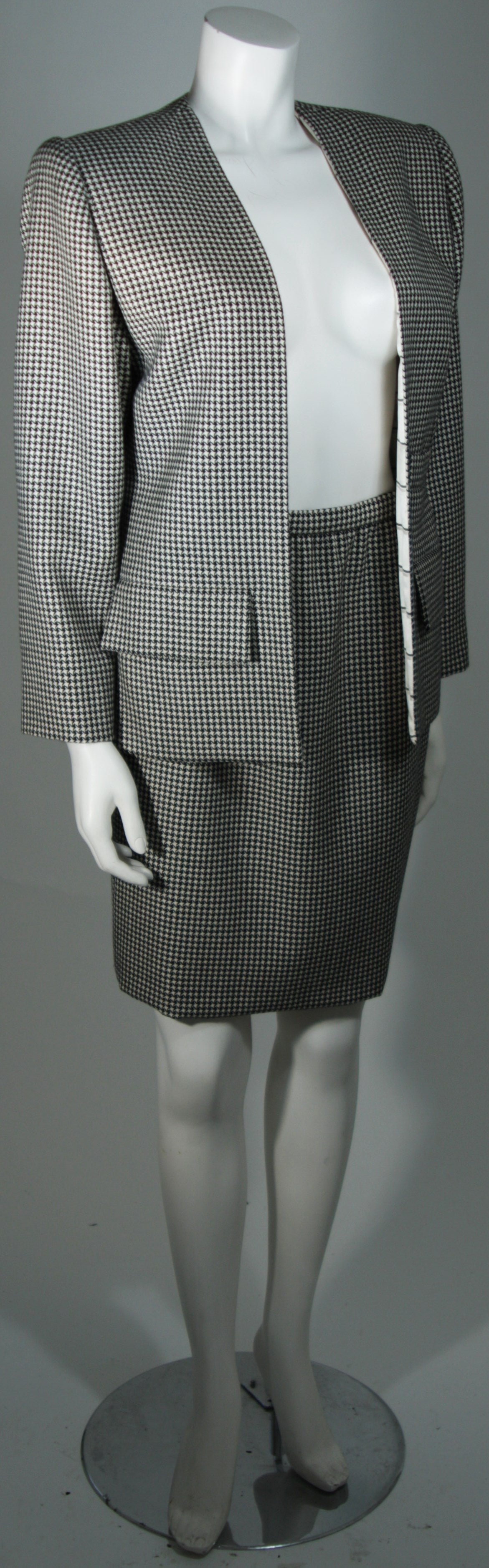 Women's Galanos Couture Grey Houndstooth Skirt Suit Size 2 4