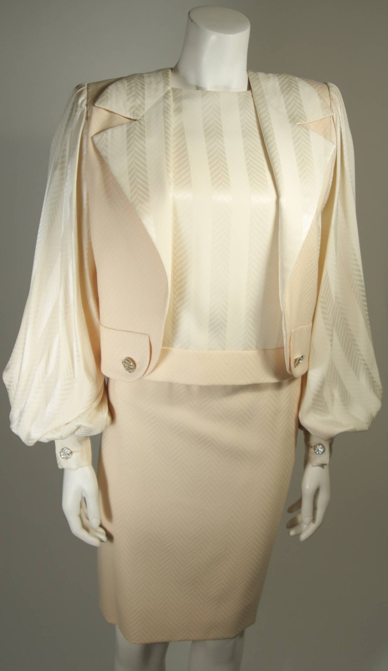 Galanos Couture Cream Silk Skirt Suit Size 2 4 In Excellent Condition In Los Angeles, CA