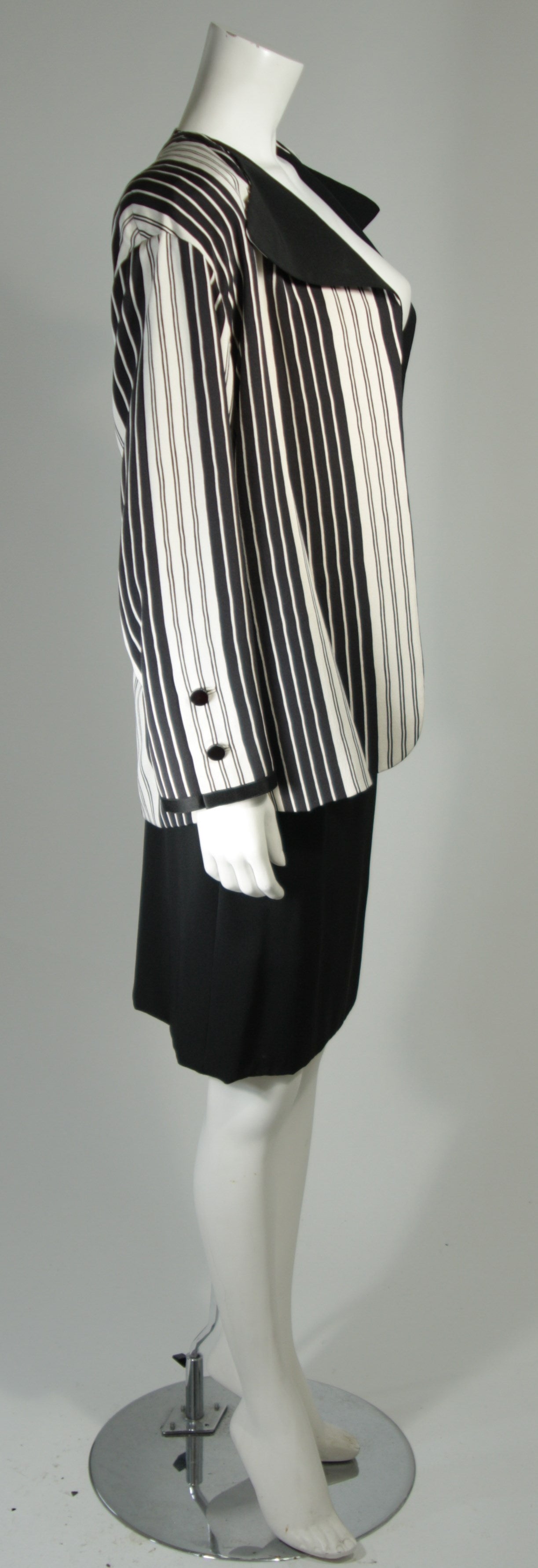Galanos Couture Black and Off White Skirt Suit Size 2 4 1