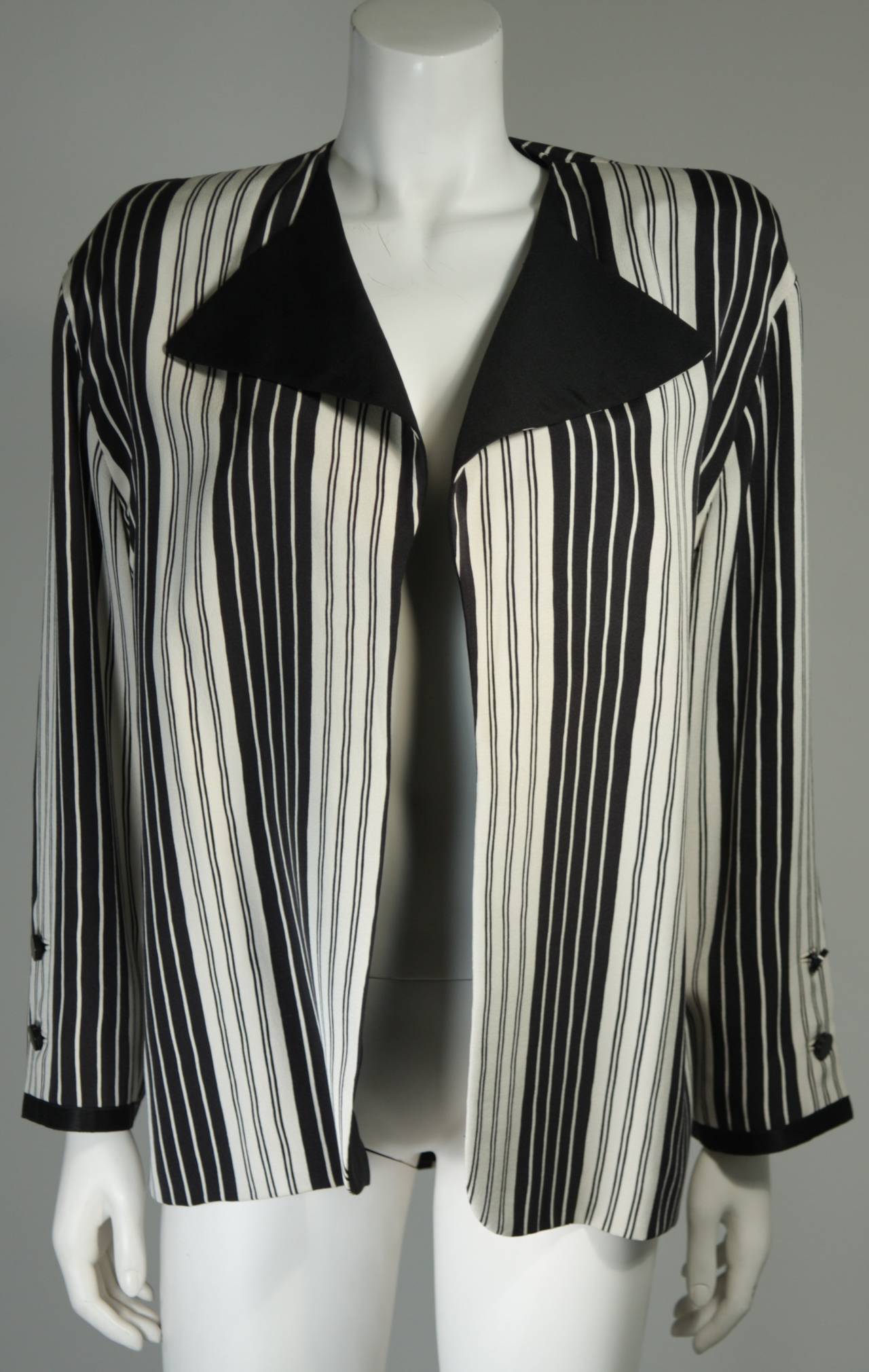 Galanos Couture Black and Off White Skirt Suit Size 2 4 3