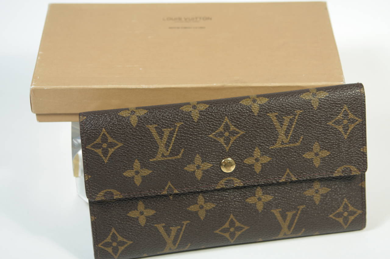 Louis Vuitton Monogram Wallet with Exterior Pocket 5