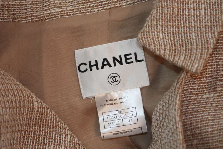 Chic Chanel Café au Lait Linen Tweed Jacket Size 42 4