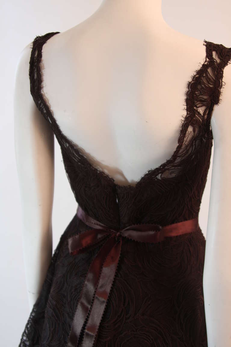 Monique Lhuillier Brown Lace Cocktail Dress Size 8 In Excellent Condition For Sale In Los Angeles, CA