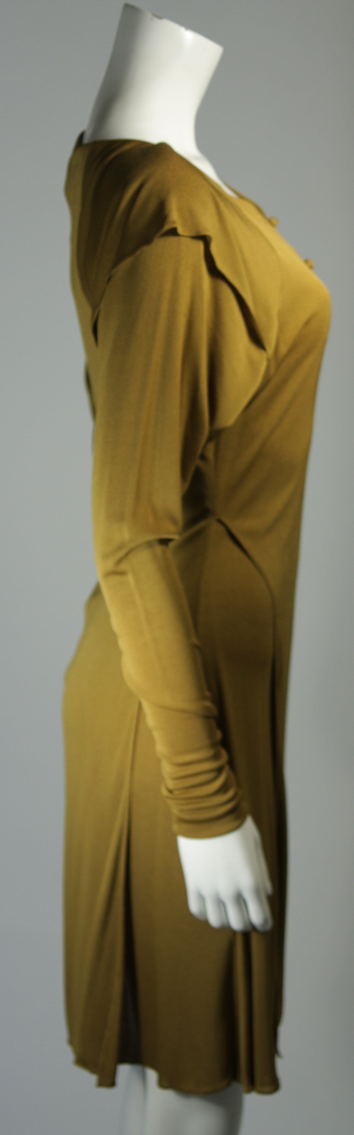 Holly Harp Curry Green Long Sleeve Jersey Dress Size Petite In Excellent Condition For Sale In Los Angeles, CA