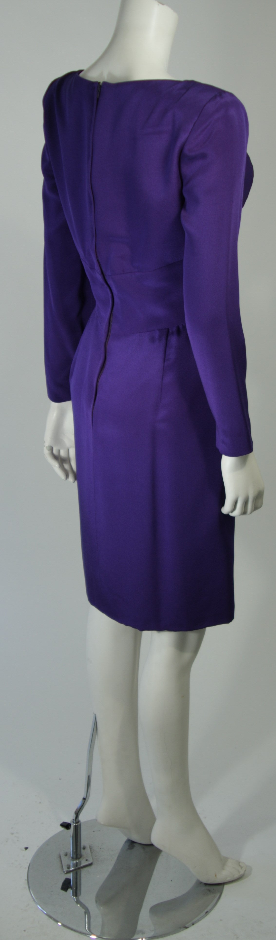 Travilla Purple Silk Long Sleeve Cocktail Dress with Draping Size 8 For Sale 4