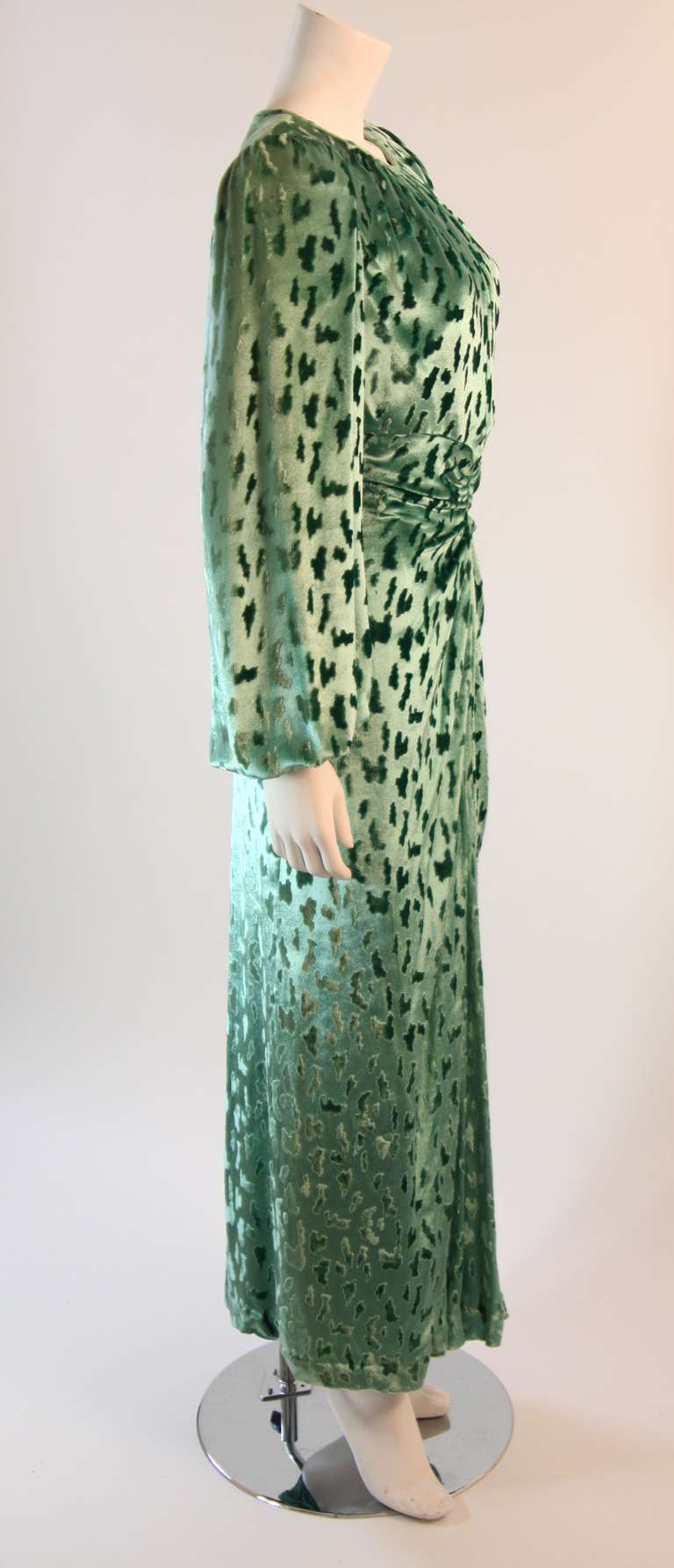 Women's Oscar De La Renta Mint Velvet Gown